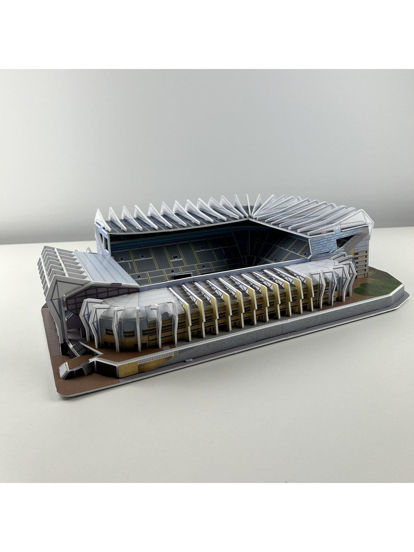 Image 7 of 7 of University Games Newcastle 3D Stadium Puzzle