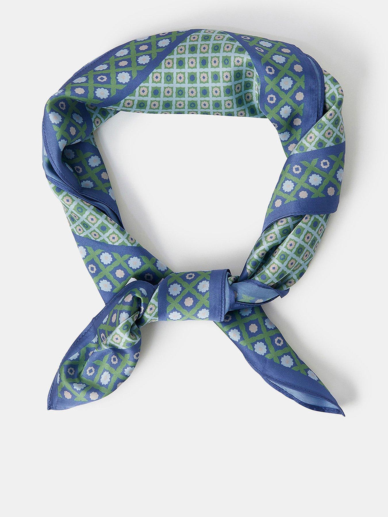 undefined Geometric Floral Square Satin Scarf - Green