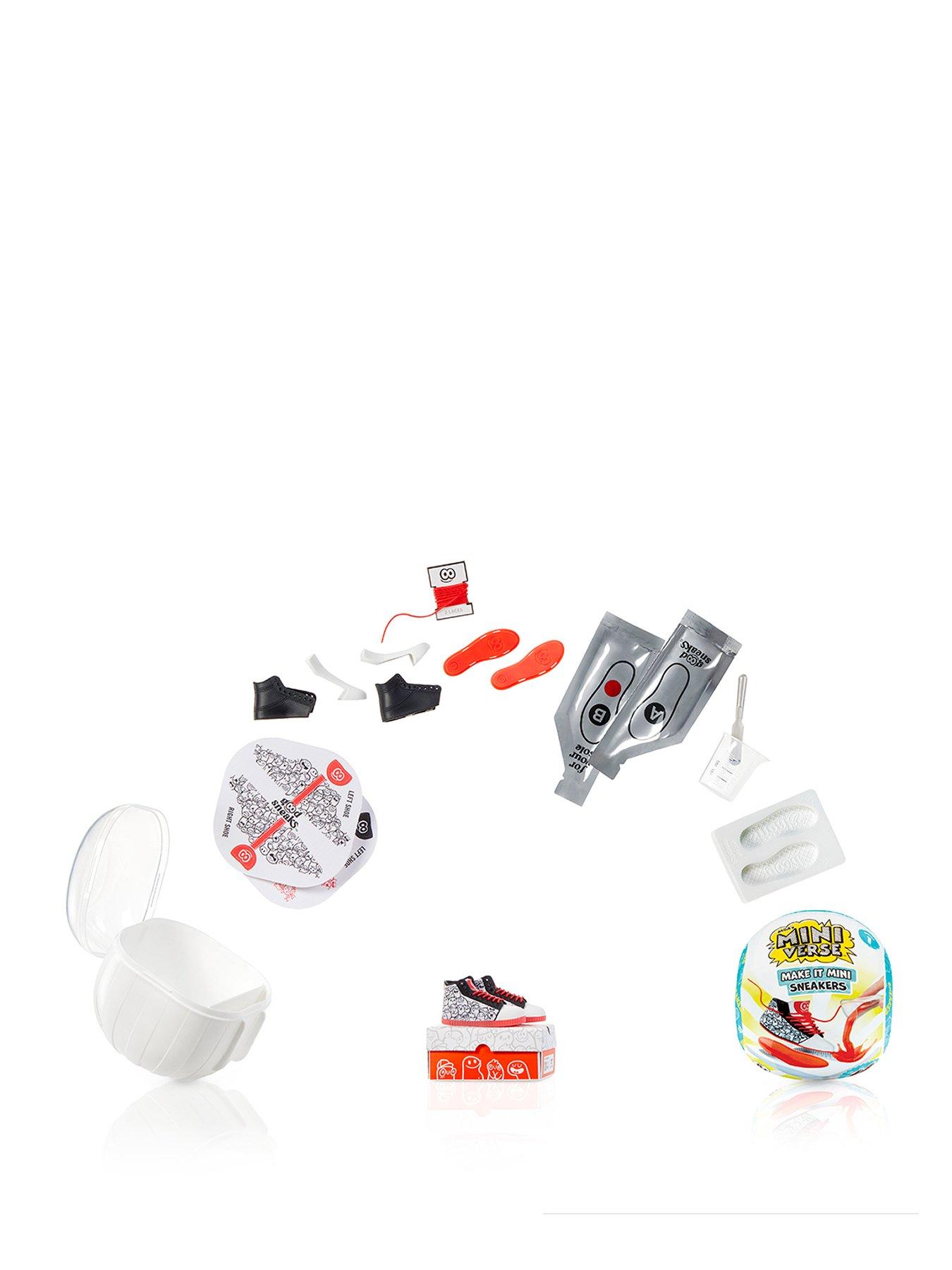 undefined MGAs Miniverse - Make It Mini Sneakers