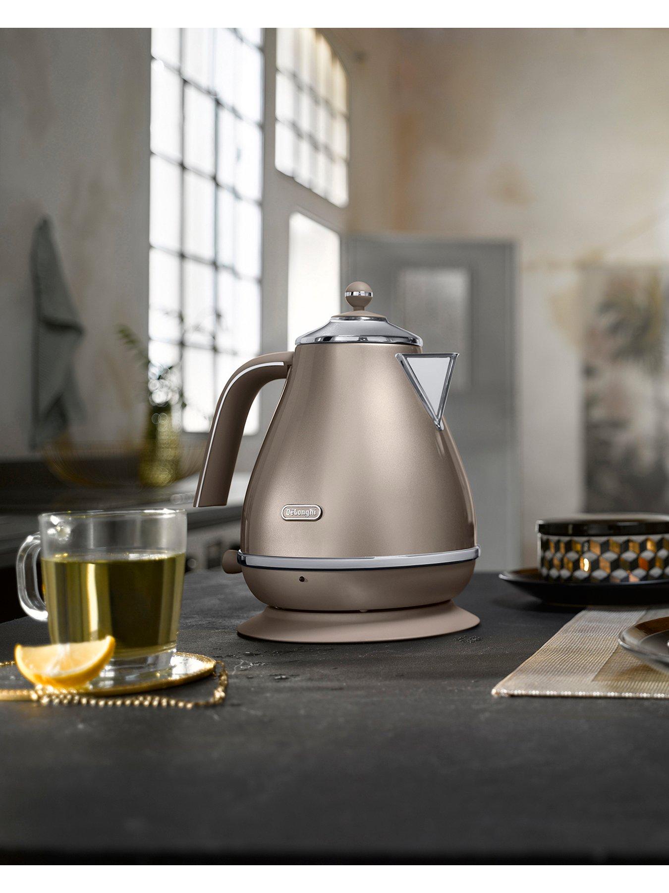 Stainless Steel Delonghi Icona Kettle Beige DeLonghi Icona