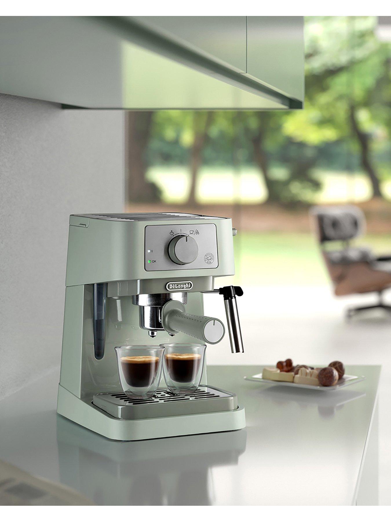 Image 2 of 5 of DeLonghi Stilosa, Barista Espresso Machine &amp; Cappuccino Maker, EC260.GR