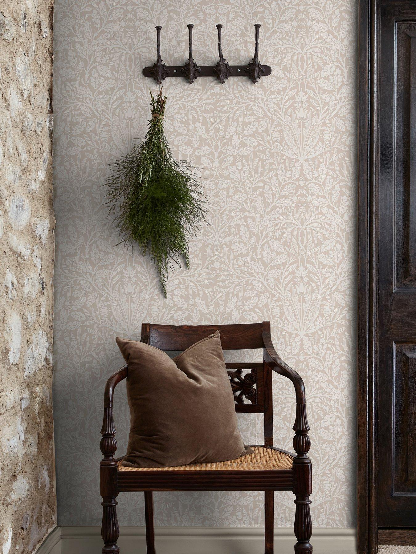 William Morris at Home William Morris Acorn Hessian - Wallpaper