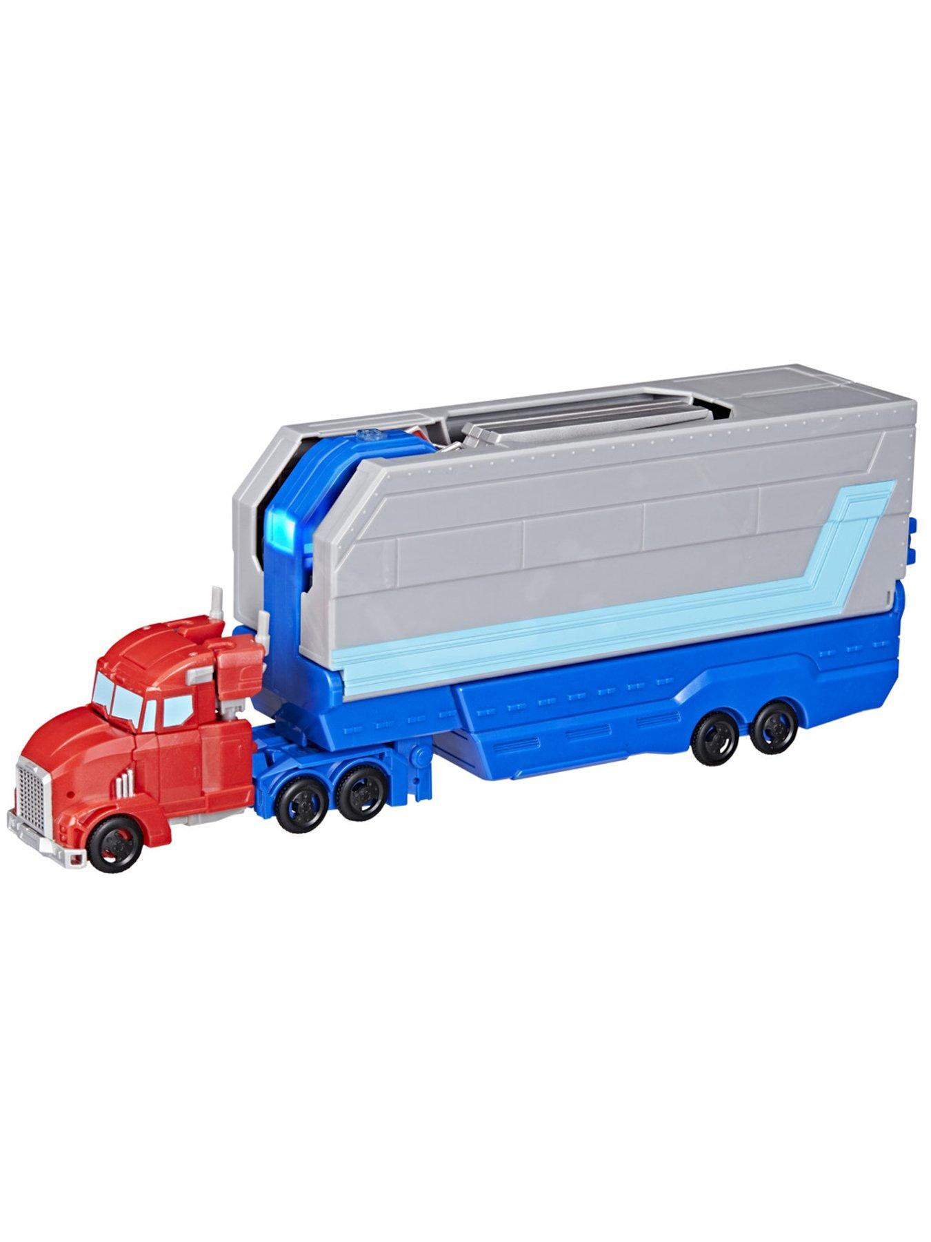 Image 6 of 7 of Transformers Earthspark&nbsp;Optimus Prime Battle Trailer Playset