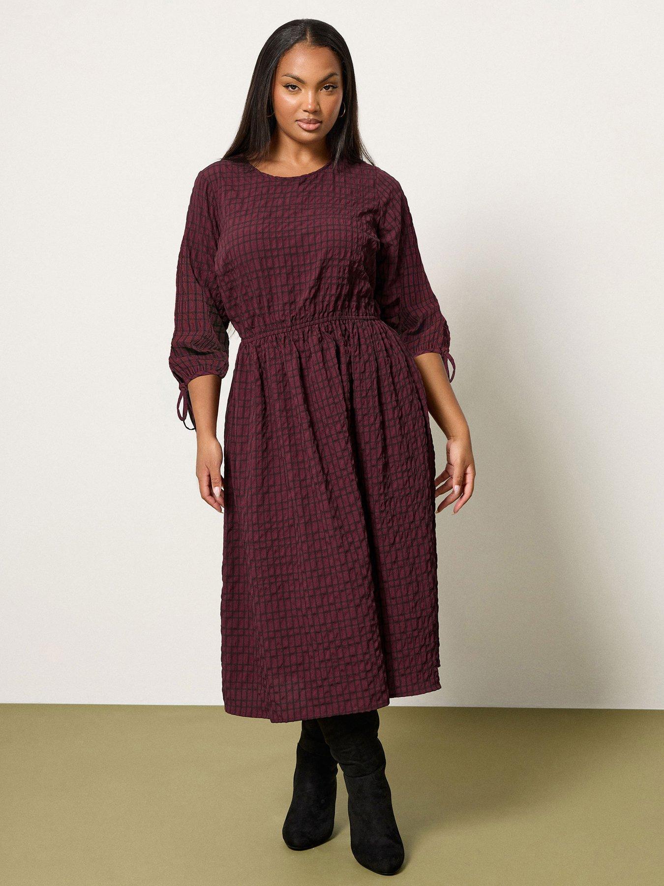 undefined Curve 3/4 Tie Sleeve Midaxi Dress - Red