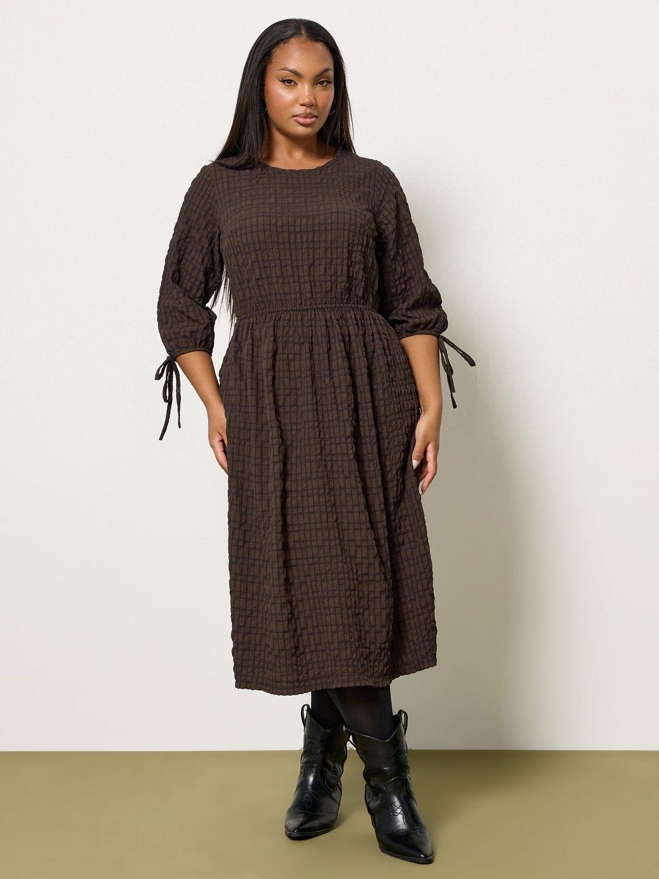 undefined Curve 3/4 Tie Sleeve Midaxi Dress - Brown
