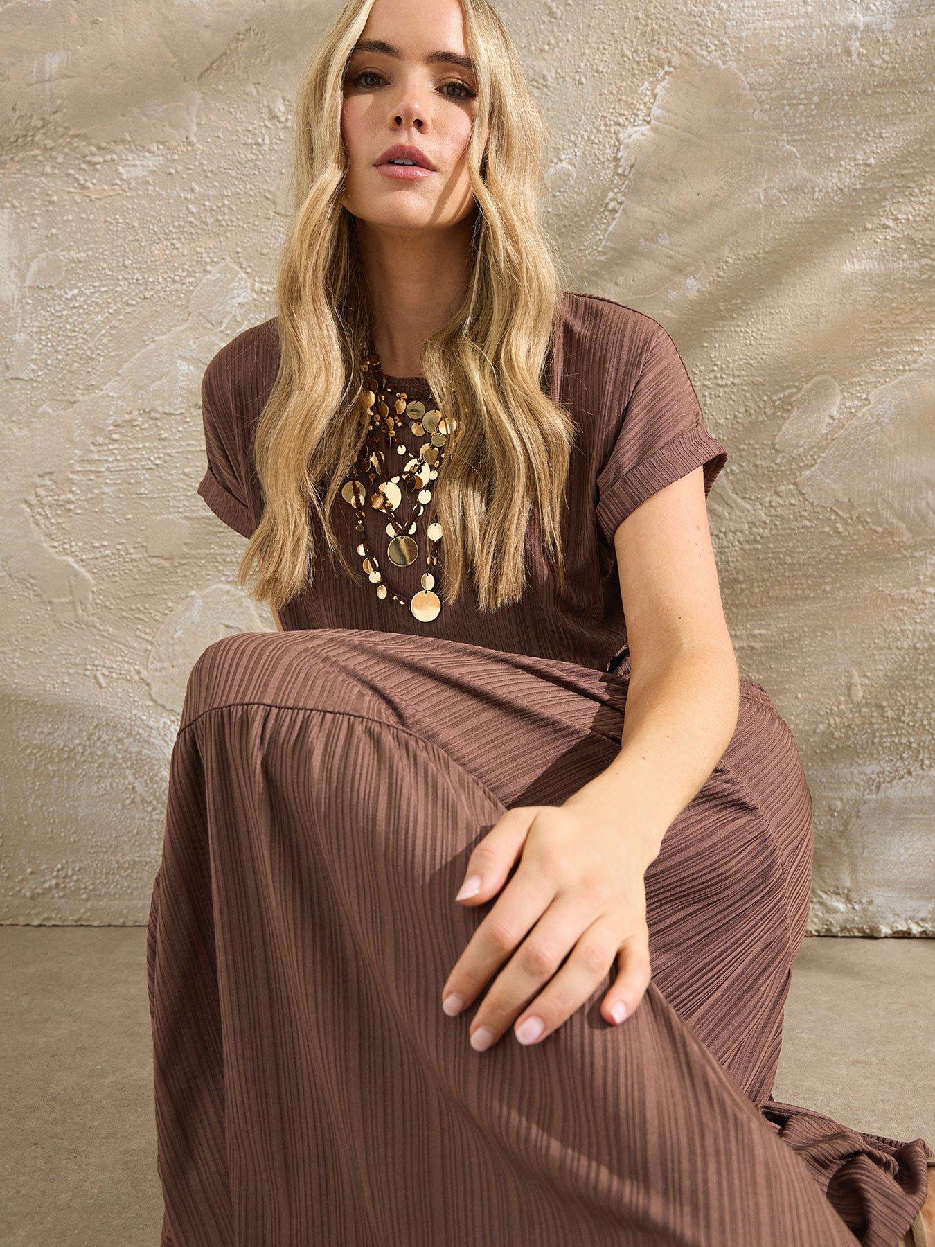 undefined Tall Textured Tiered Maxi Skirt - Brown