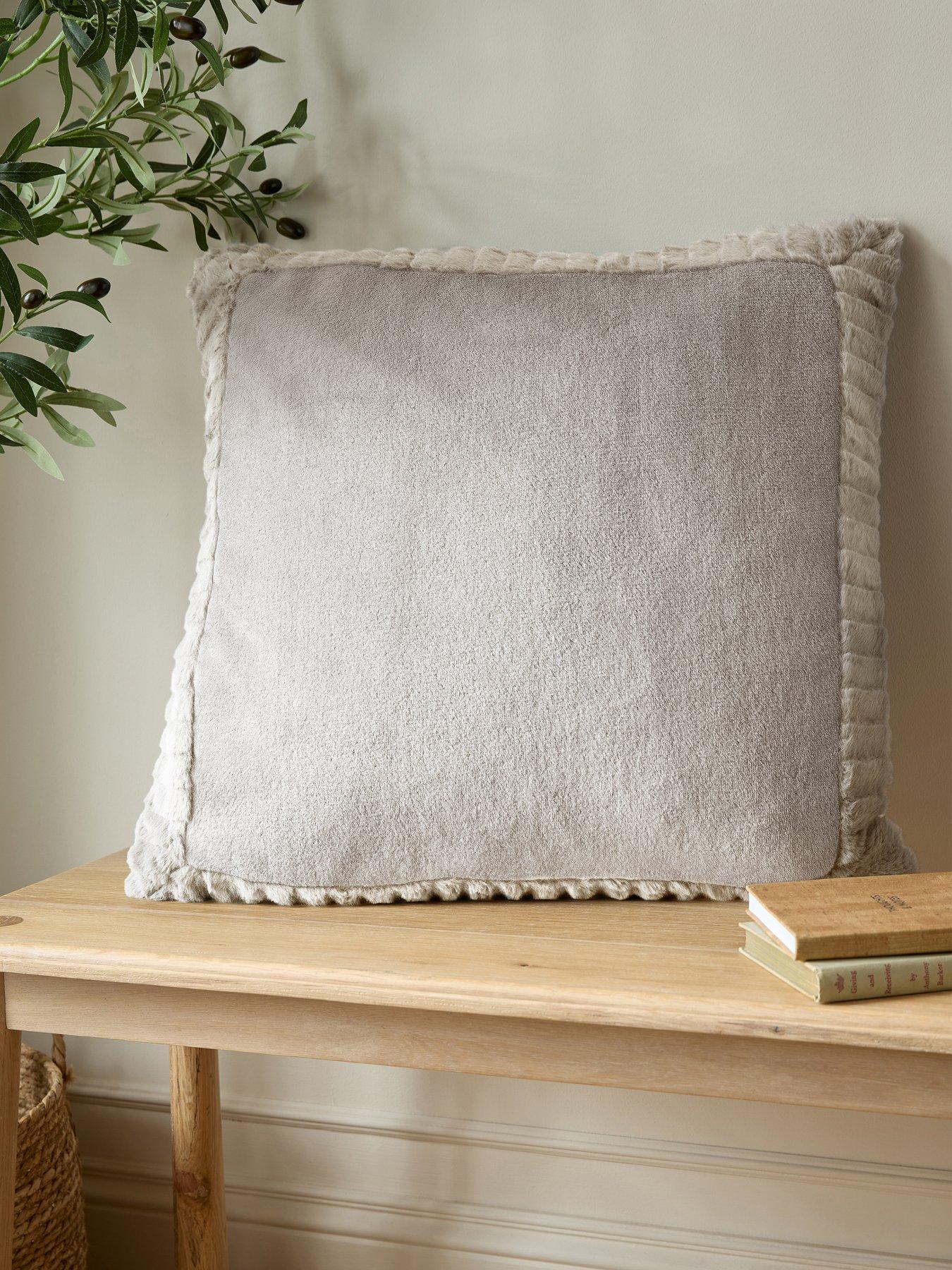 Catherine Lansfield Velvet And Faux Fur Cushion 55x55