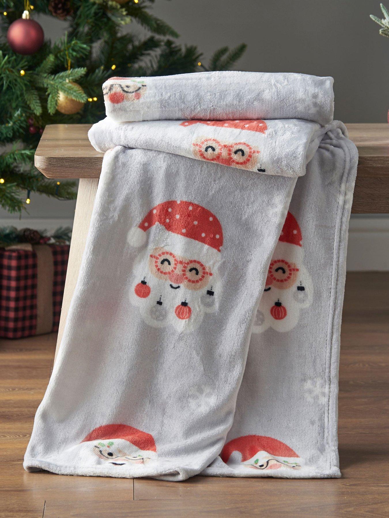 Catherine Lansfield Christmas Santa Spec-tacular Throw- 130x170cm