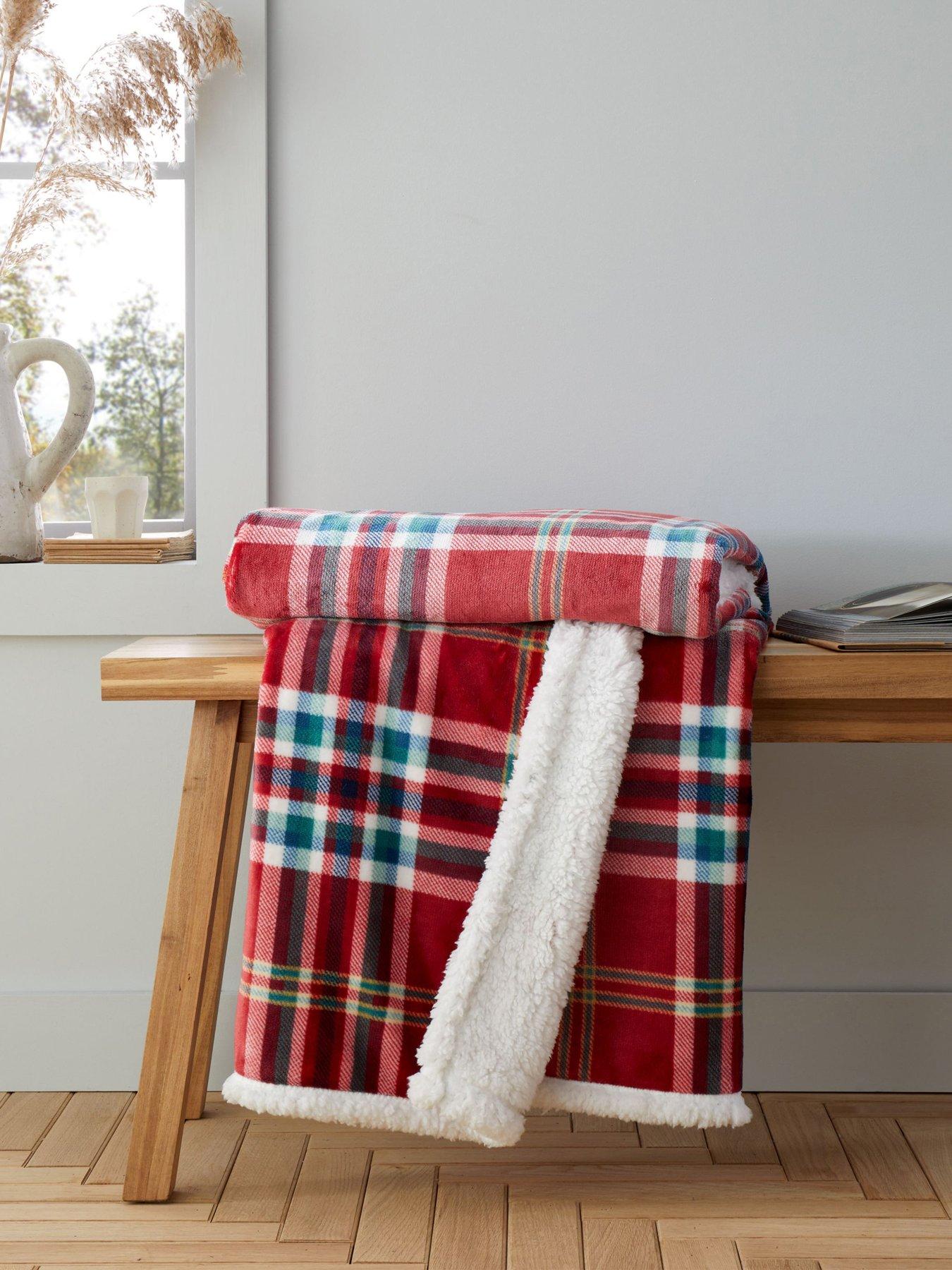 Catherine Lansfield Kelso Check Throw- 130x170cm