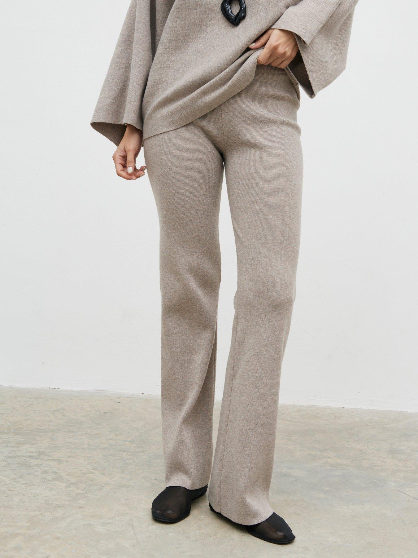 Pretty Lavish Aurelie Knit Trouser - Beige
