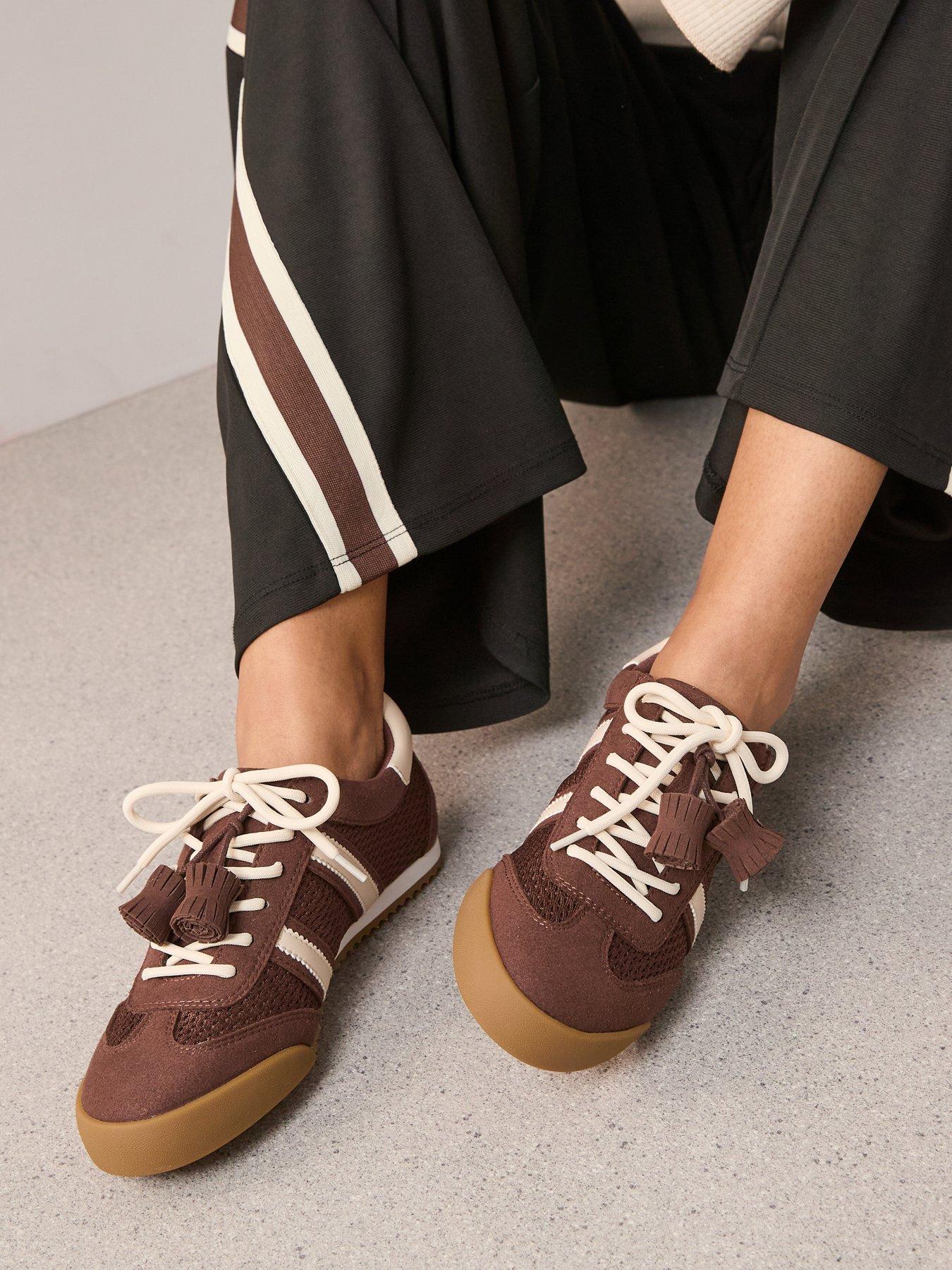 The Very Collection Mesh Trainer - Brown
