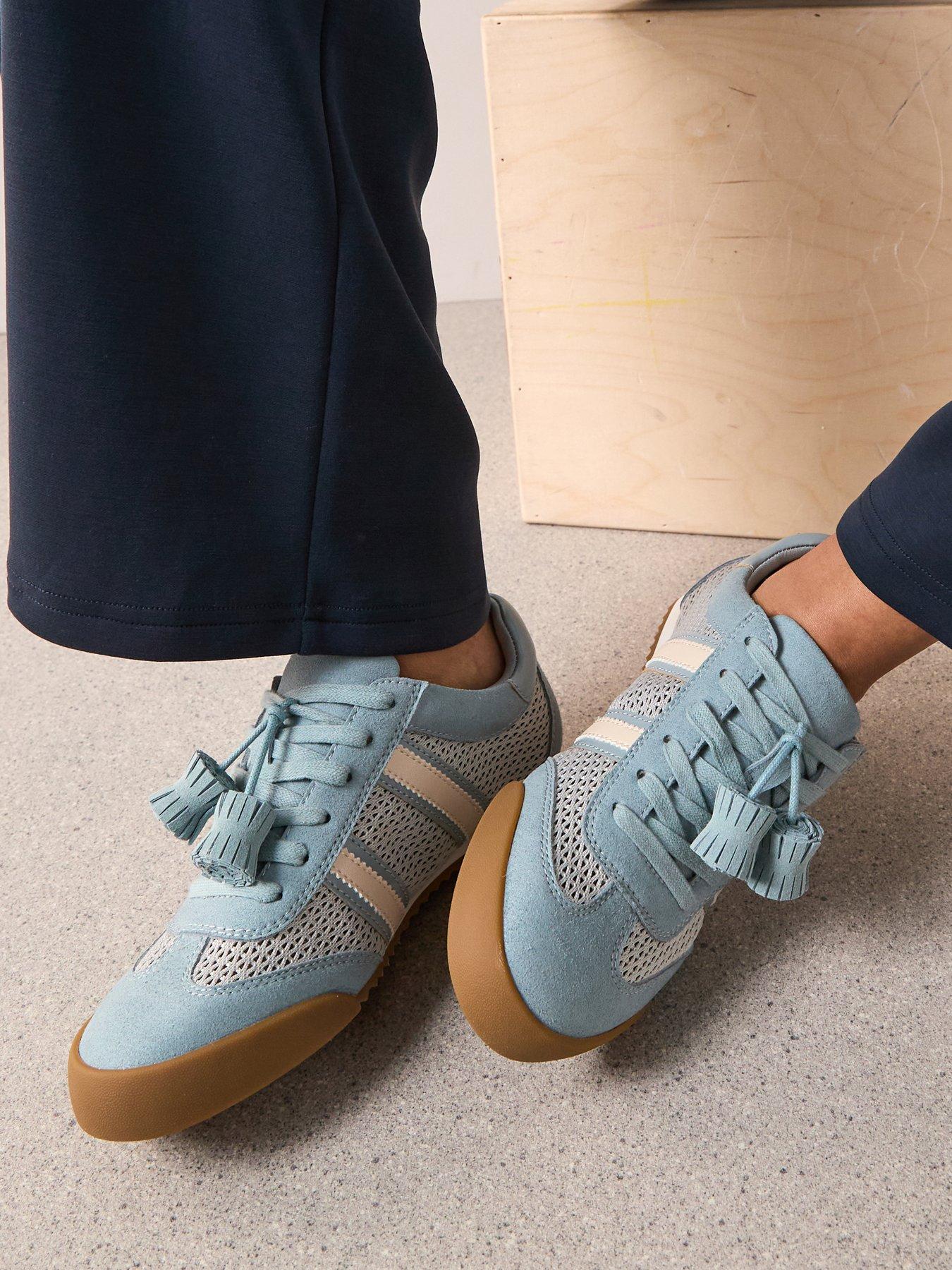 Image 1 of 7 of The Very Collection Mesh Trainer - Blue