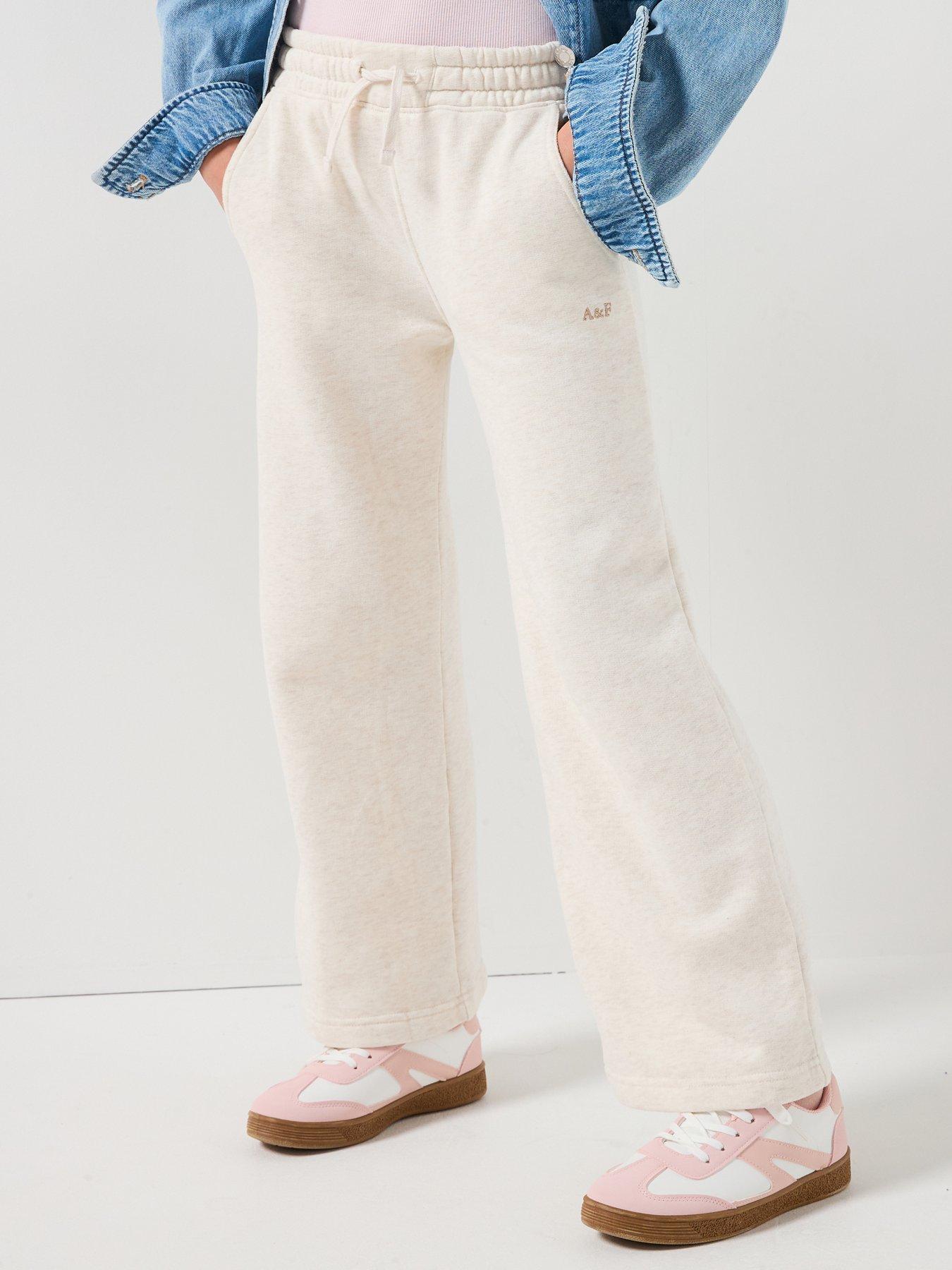 Abercrombie & Fitch Girls Essential Wide Leg Fleece, Beige, Size Age: 9-10 Years