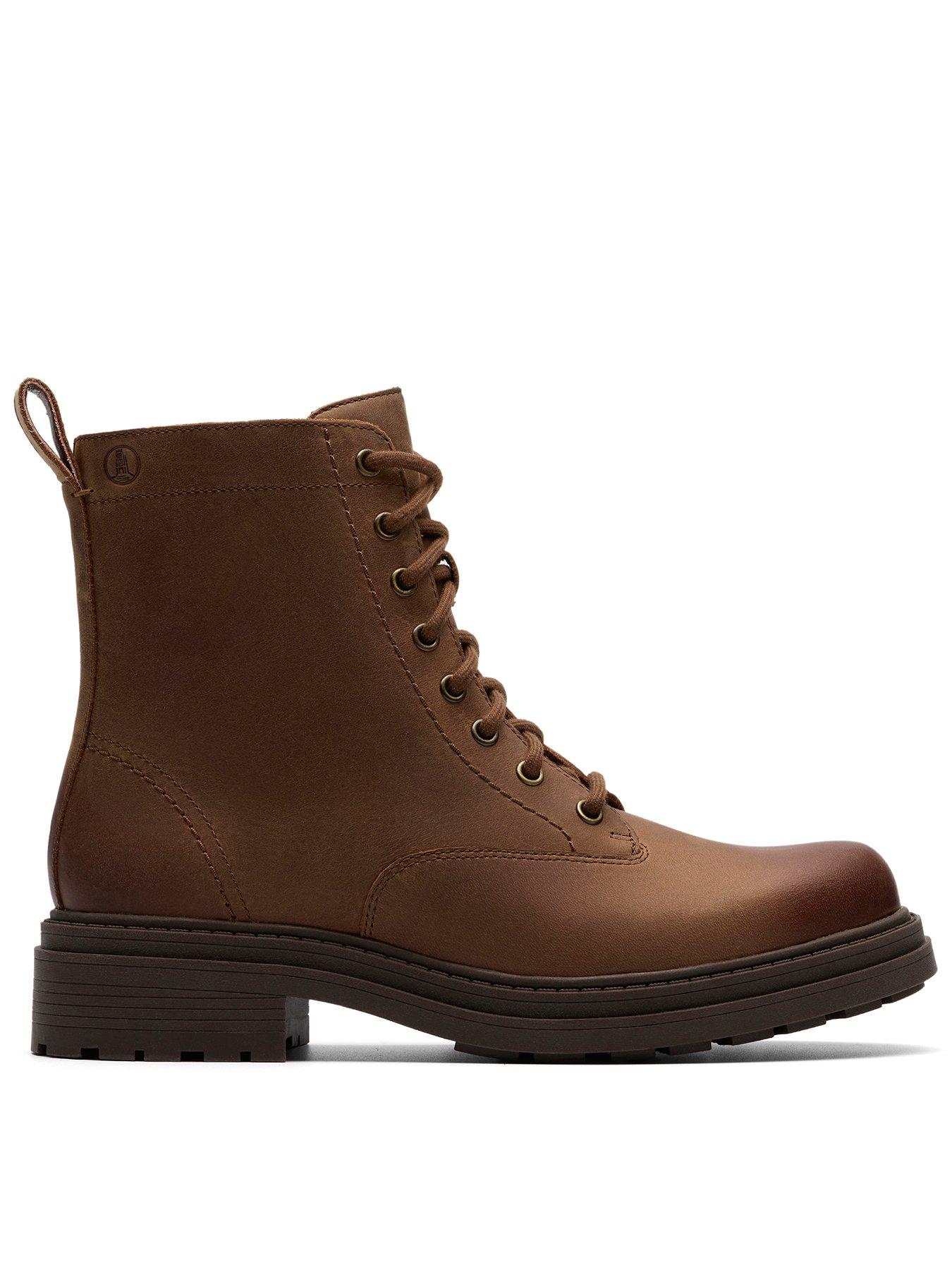 Clarks Wide Fit Orinoco3 Style Ankle Boots - Brown