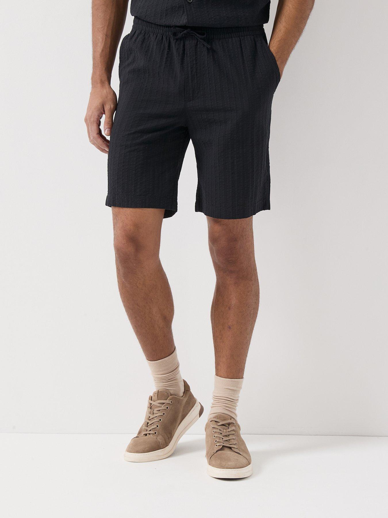 Image 1 of 6 of Jack & Jones Tyson Textured Shorts - Black