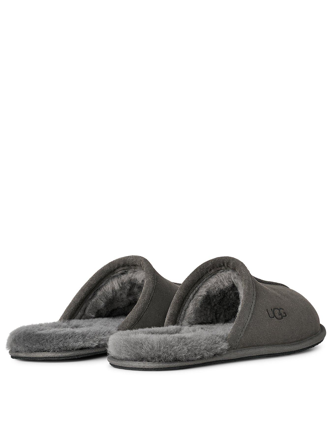 UGG Men's Scuff Slipper Very