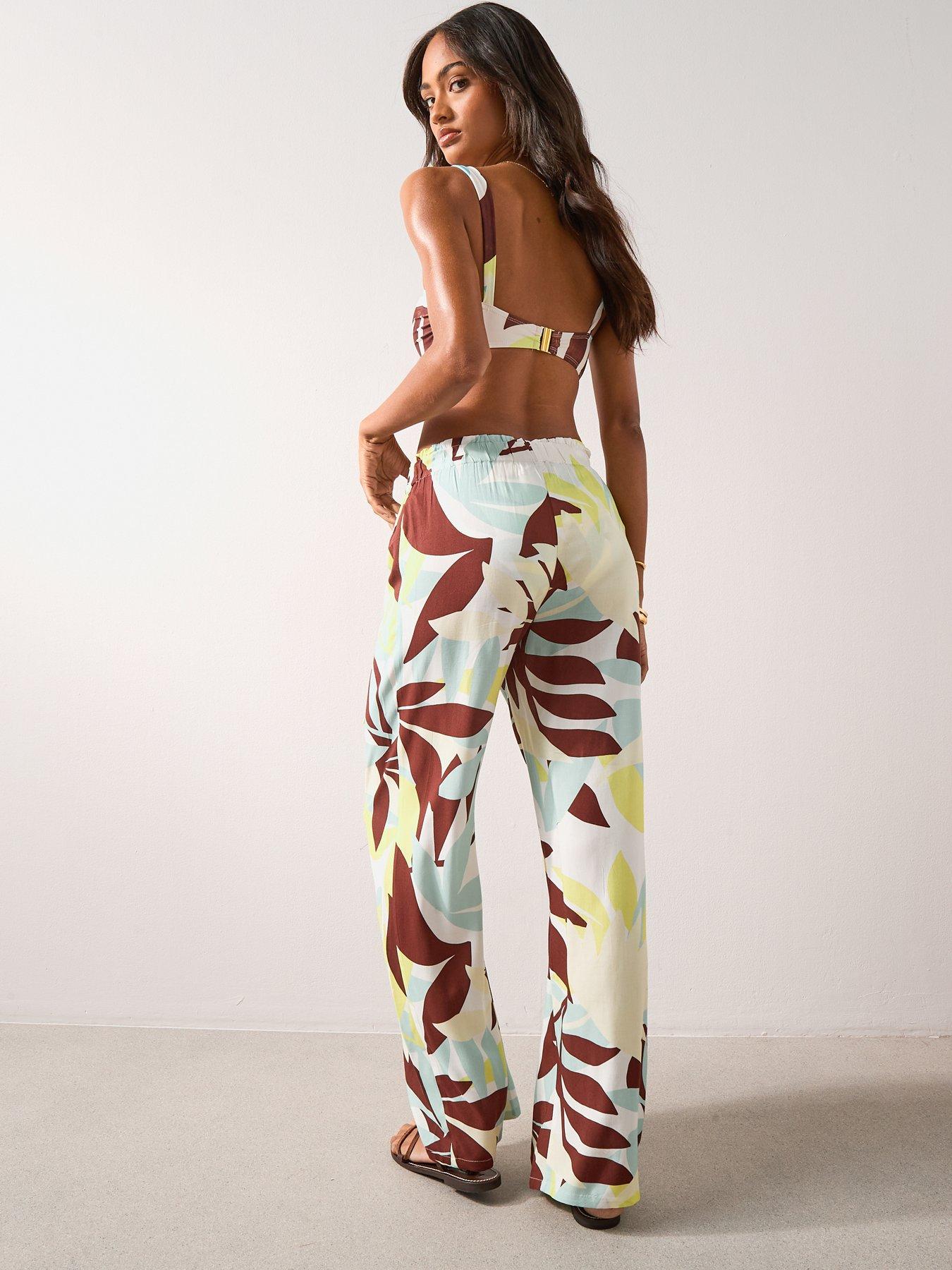 Image 2 of 7 of The Very Collection Printed Beach Trousers - Multi