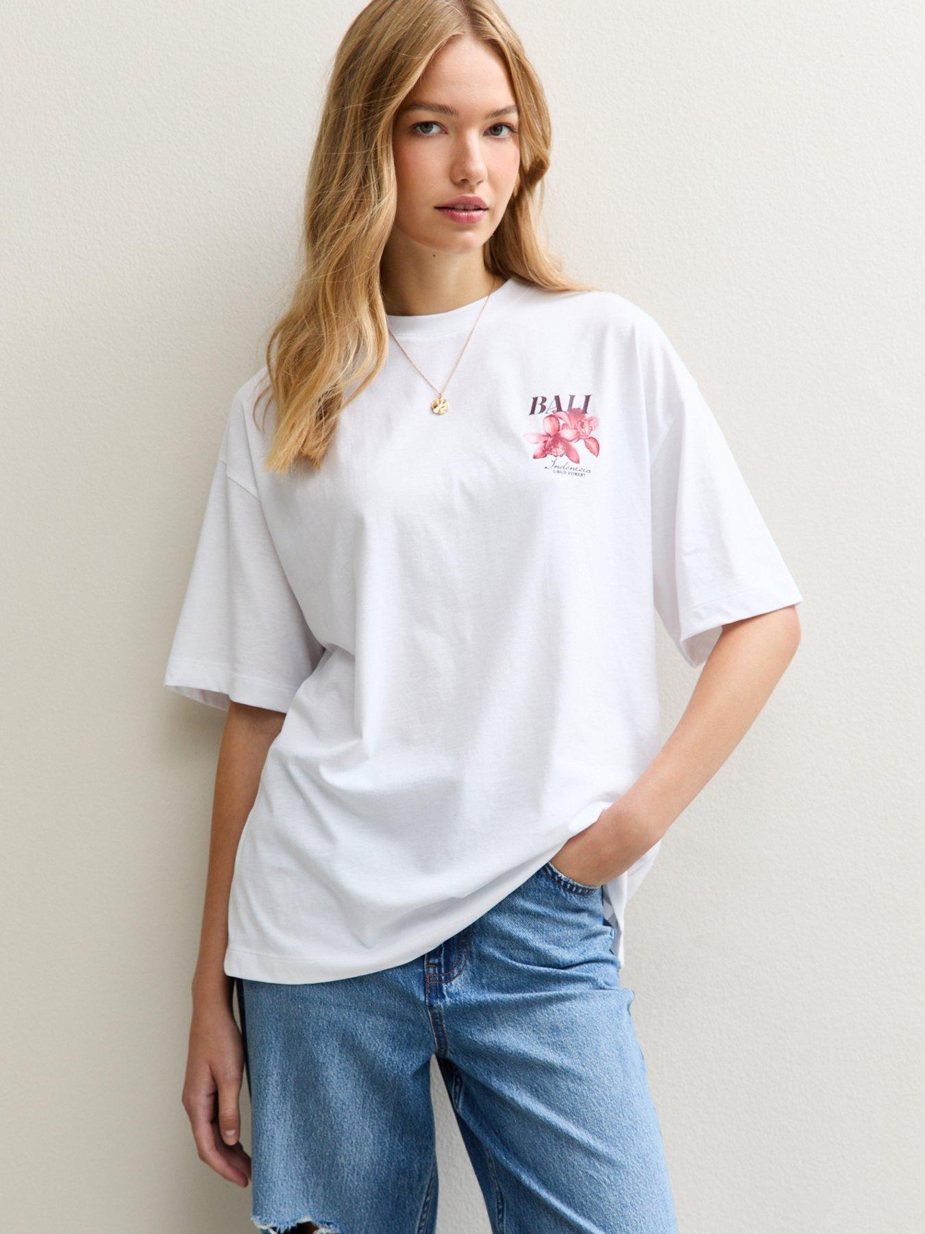 New Look: White Bali Flower Print Oversized T-shirt