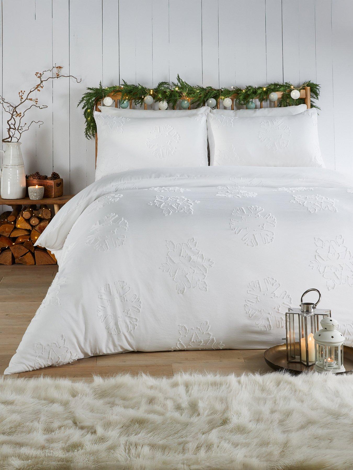 Duvet Day Snow Crystal Tufted Christmas Duvet Set White