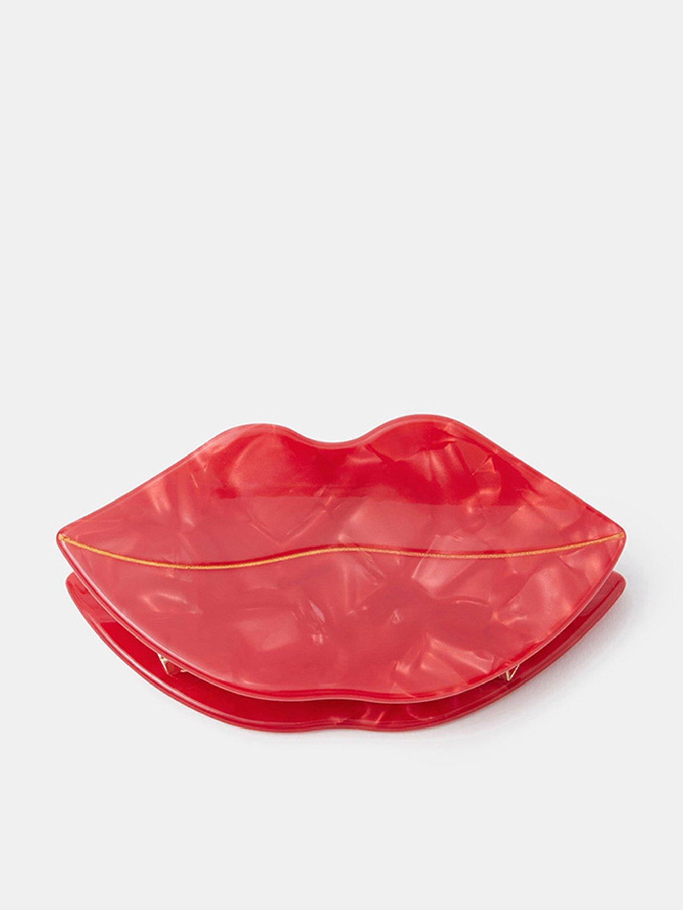 undefined Kissing Lips Claw Clip - Red