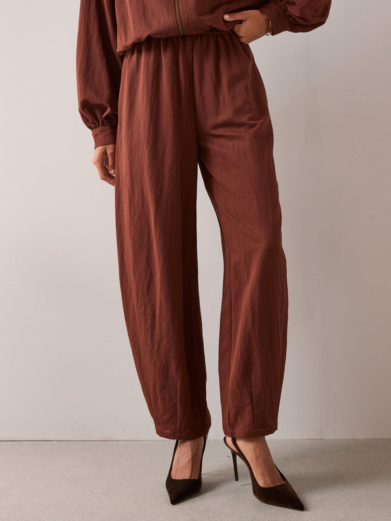 The Very Collection Barrel Leg Jogger  - Brown