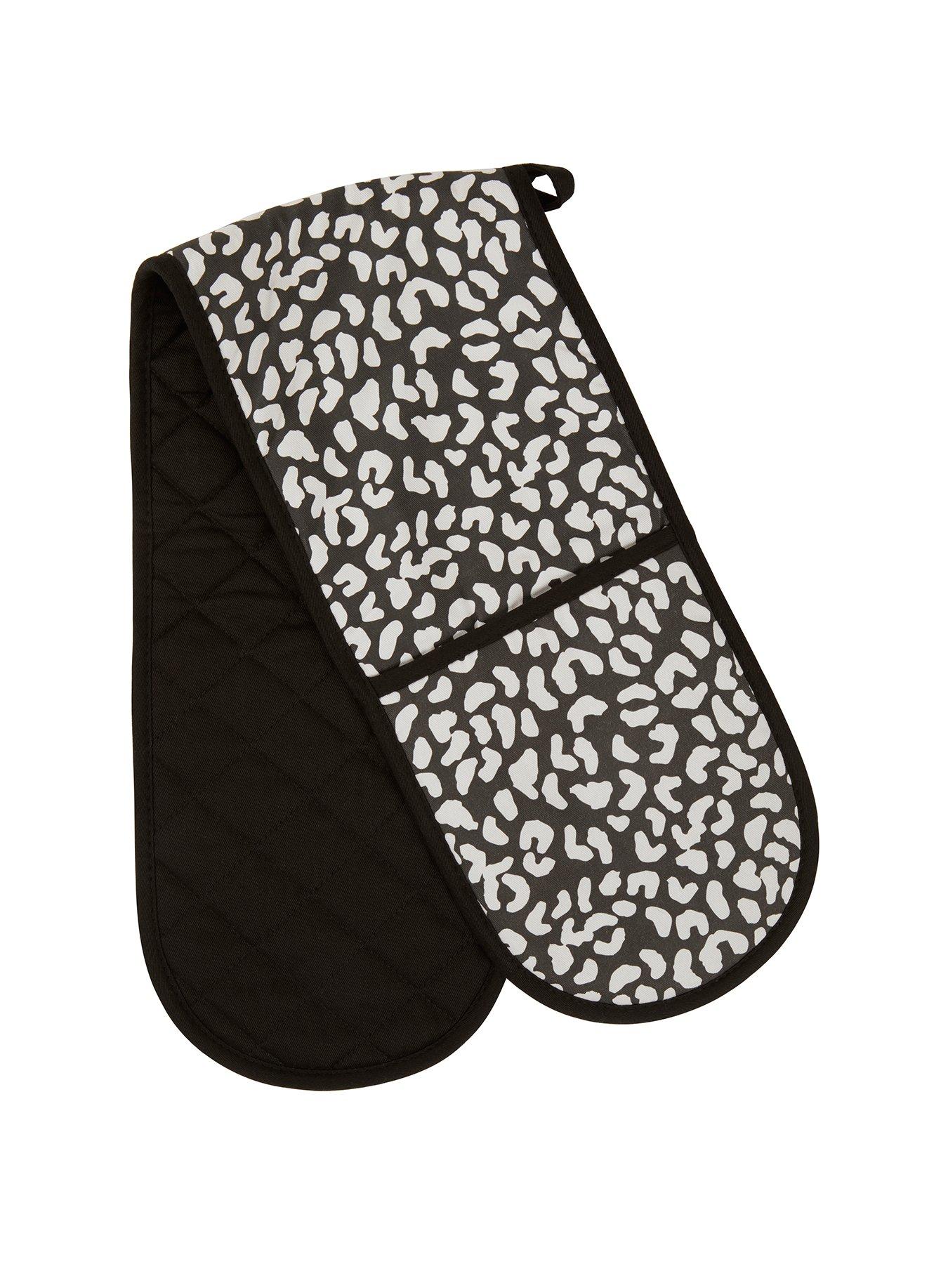 undefined London Leo Double Oven Glove