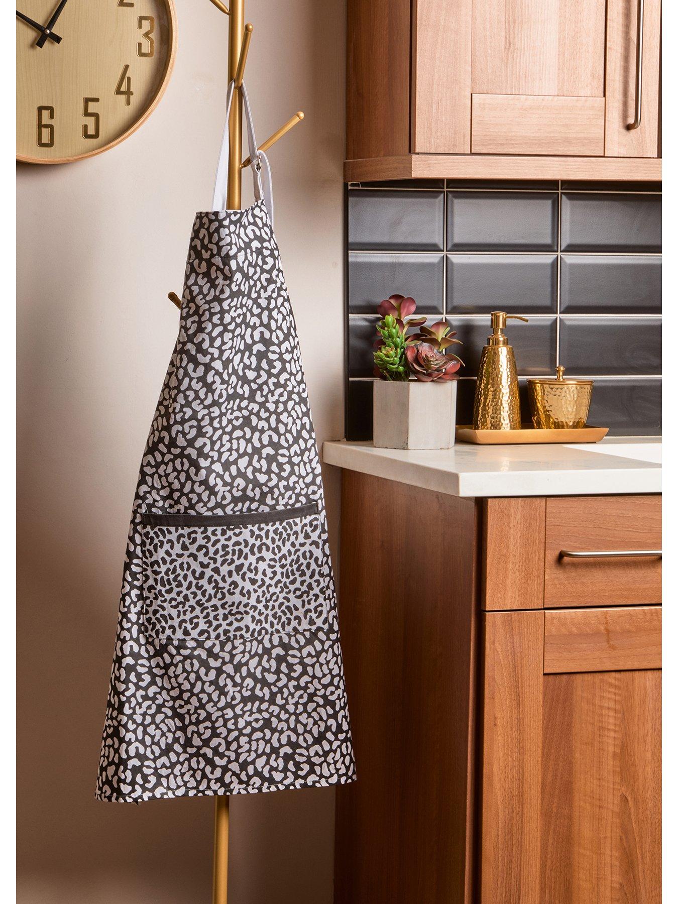 Interiors By Premier London Leo Apron