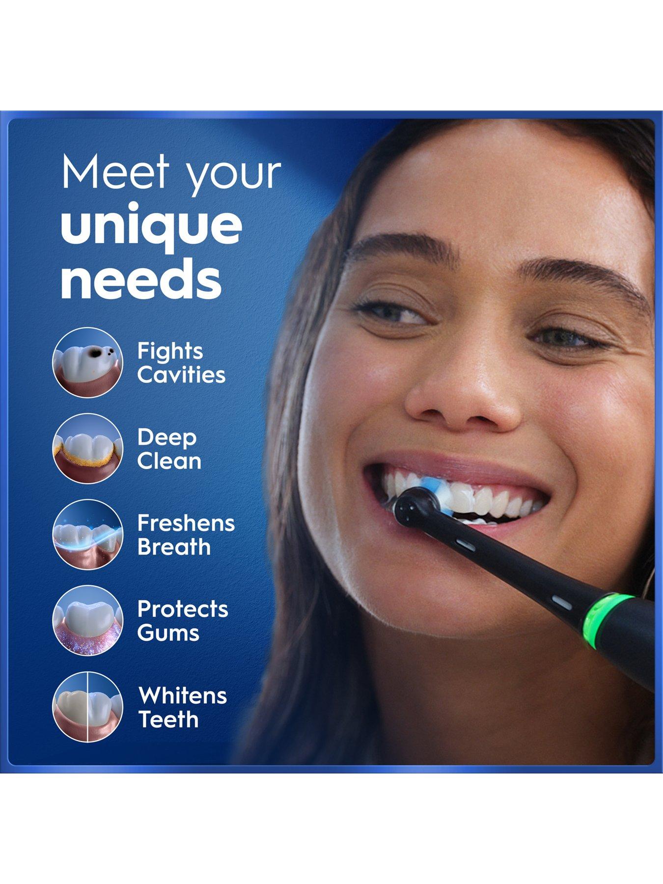 Image 6 of 8 of Oral-B iO5 Matt Black Electric Toothbrush