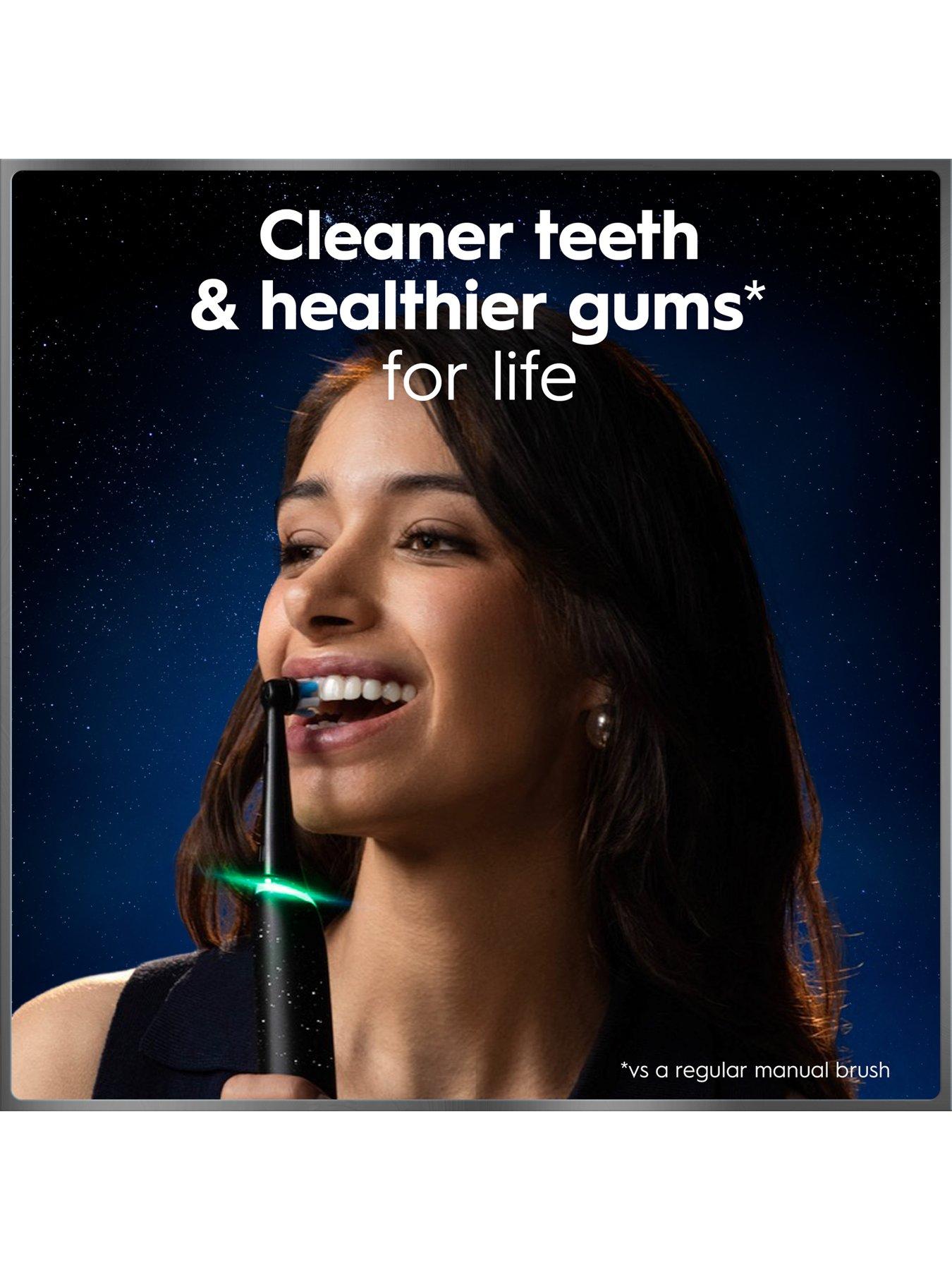 Image 2 of 8 of Oral-B iO10 Cosmic Black Special Edition