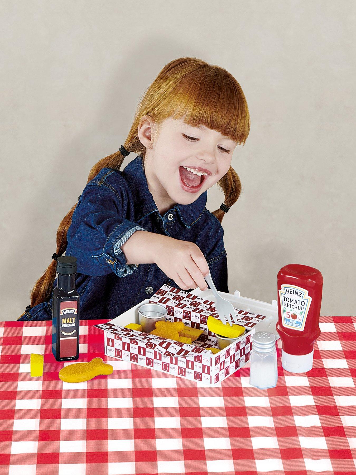 undefined Toy Heinz Fish & Chips Takeaway Set