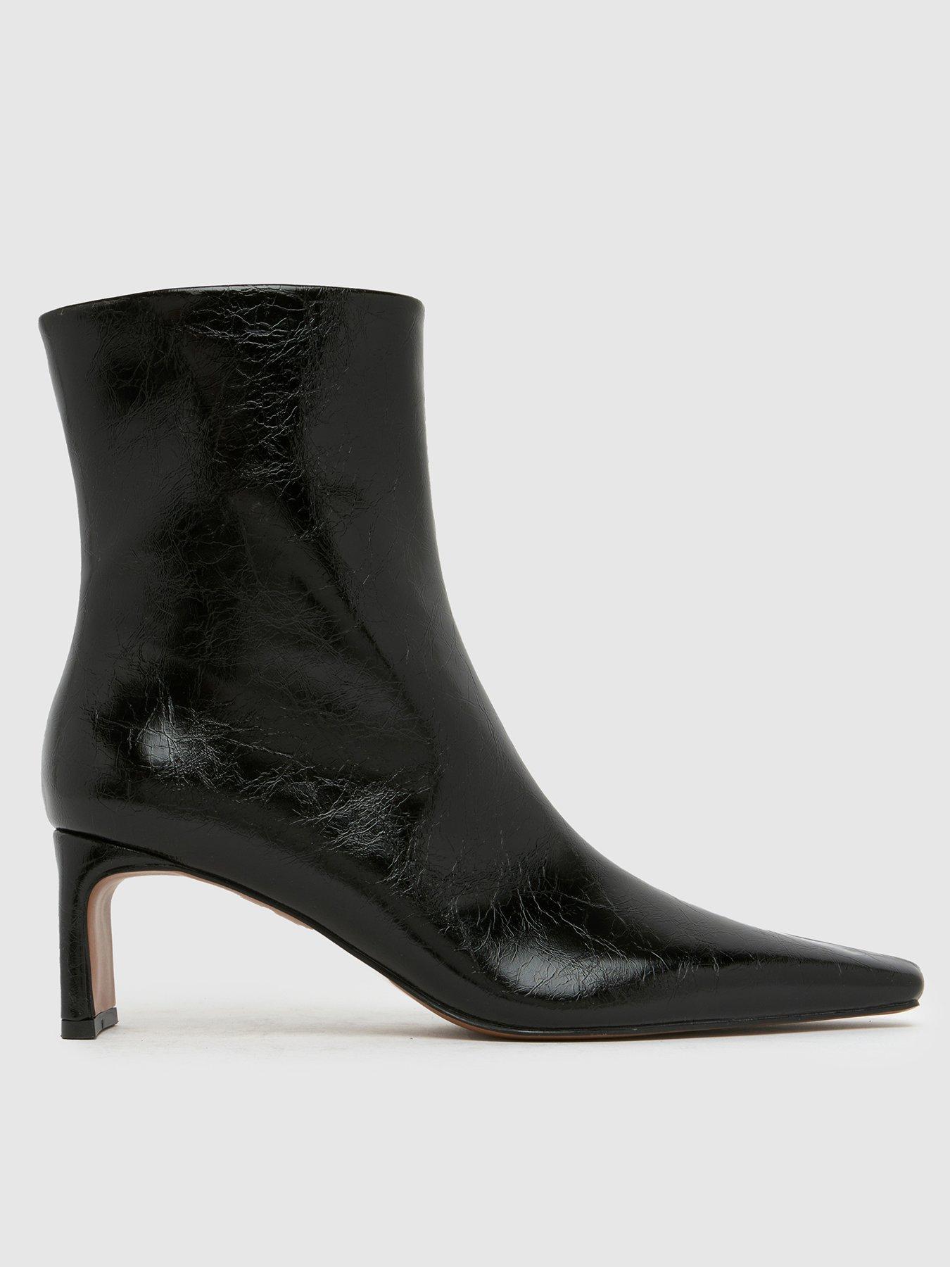 Schuh Bethal Set Back Heeled Boots - Black