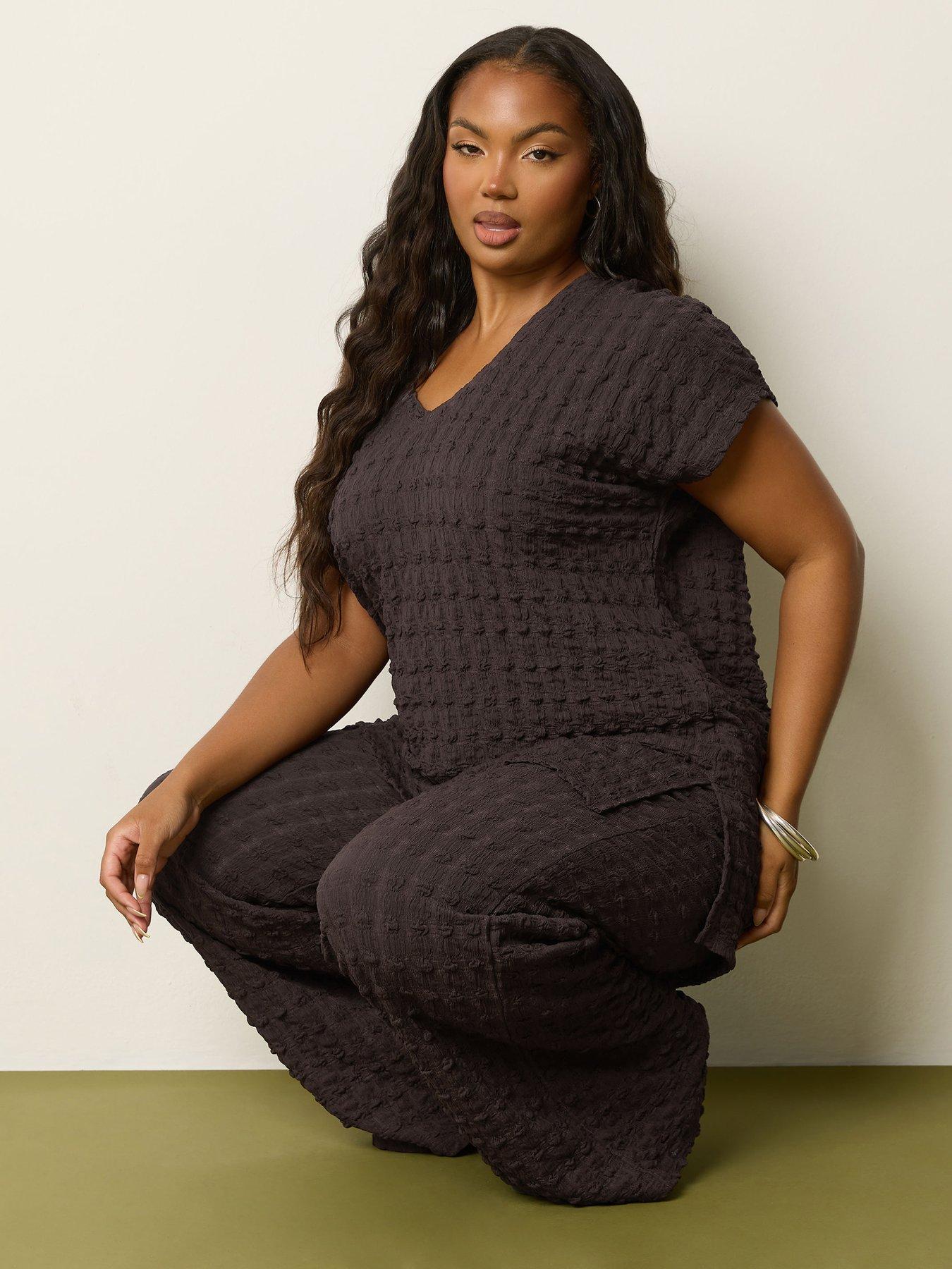 undefined Curve Grown On Sleeve T-Shirt - Brown