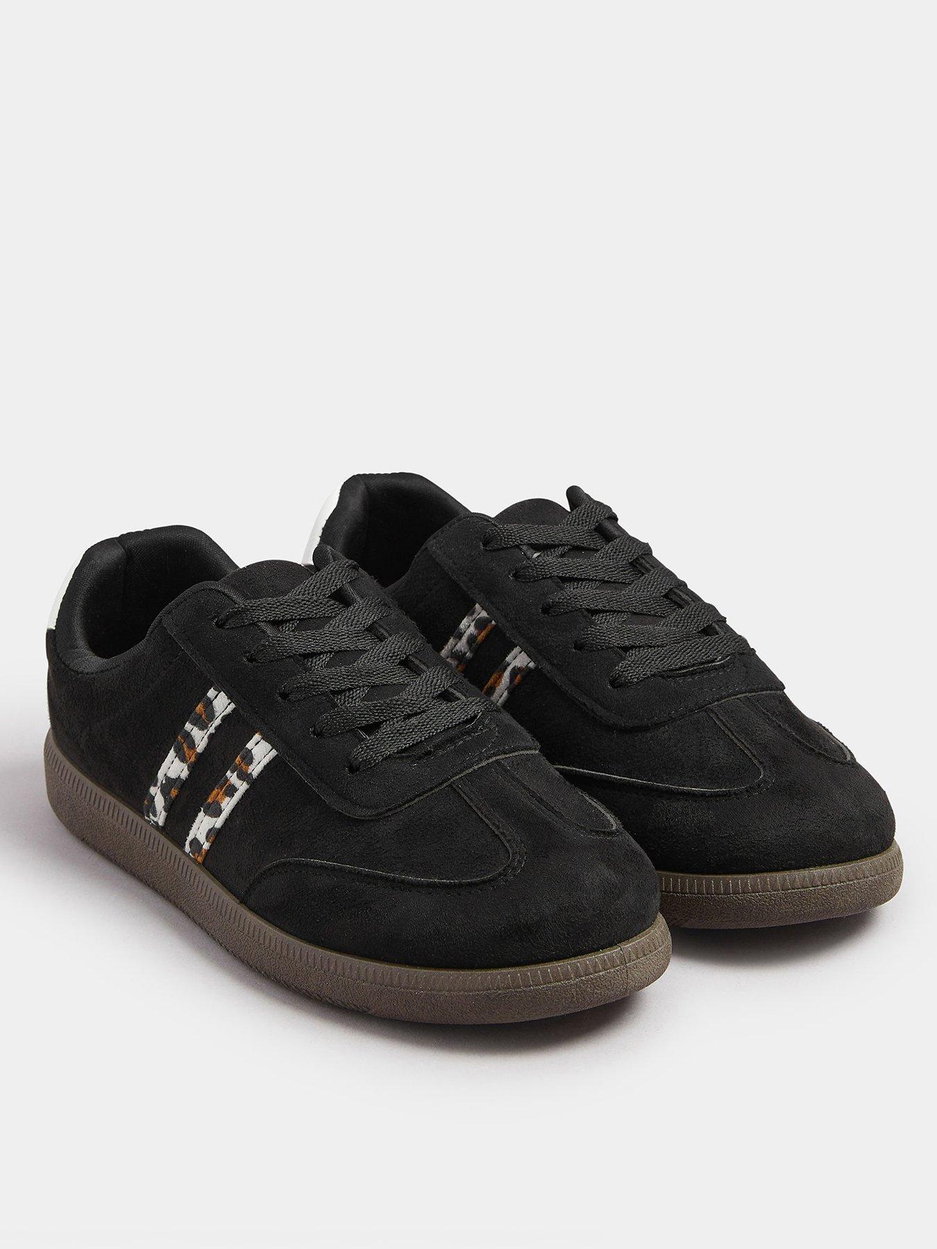 Image 2 of 4 of Yours Extra Wide Fit Retro Animal Stripe Trainer - Black