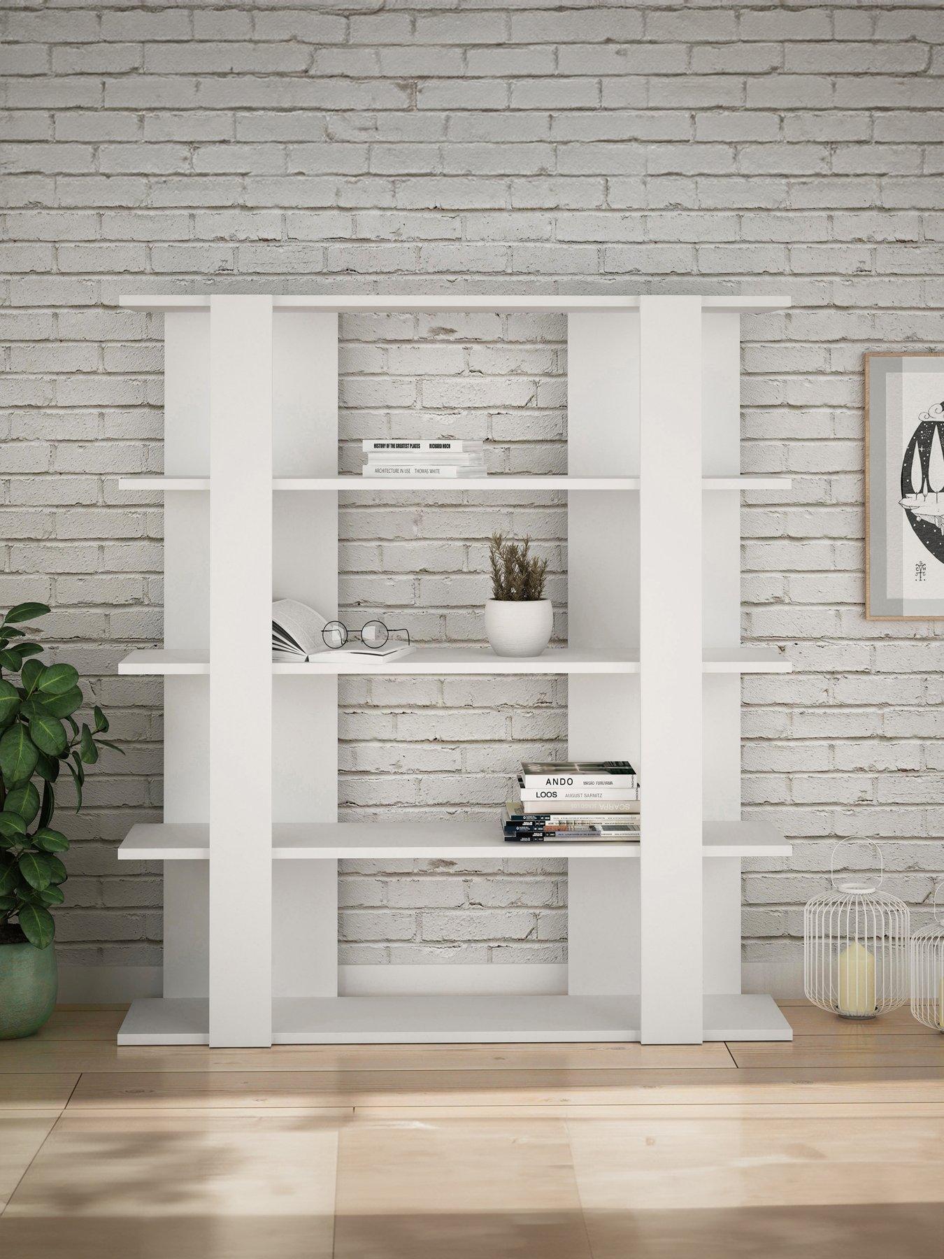Decortie: Tita Bookcase - Oak