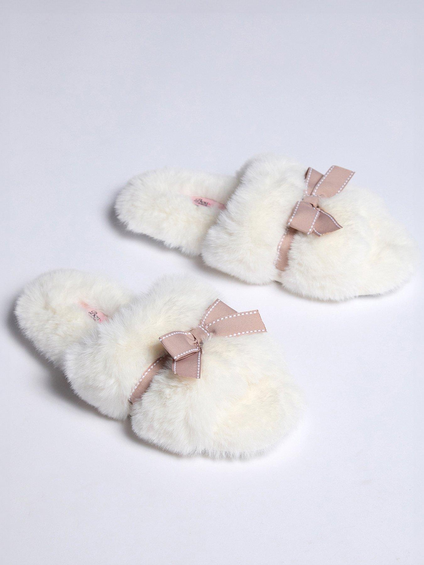 undefined Plush Bow Slider - Ivory Mix
