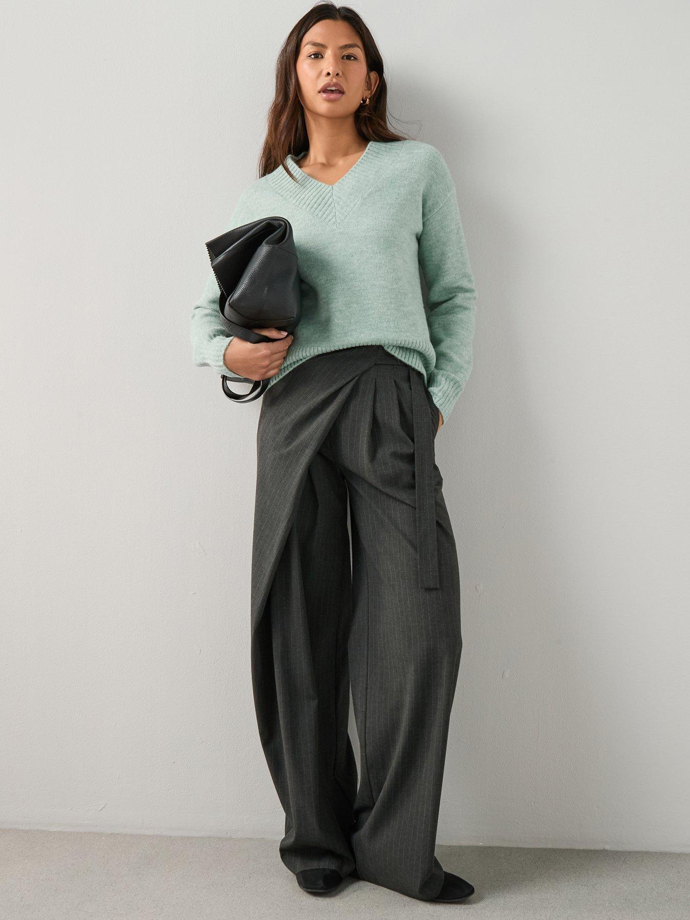 Image 1 of 7 of The Very Collection Deep Rib V Neck Knitted Jumper - Green