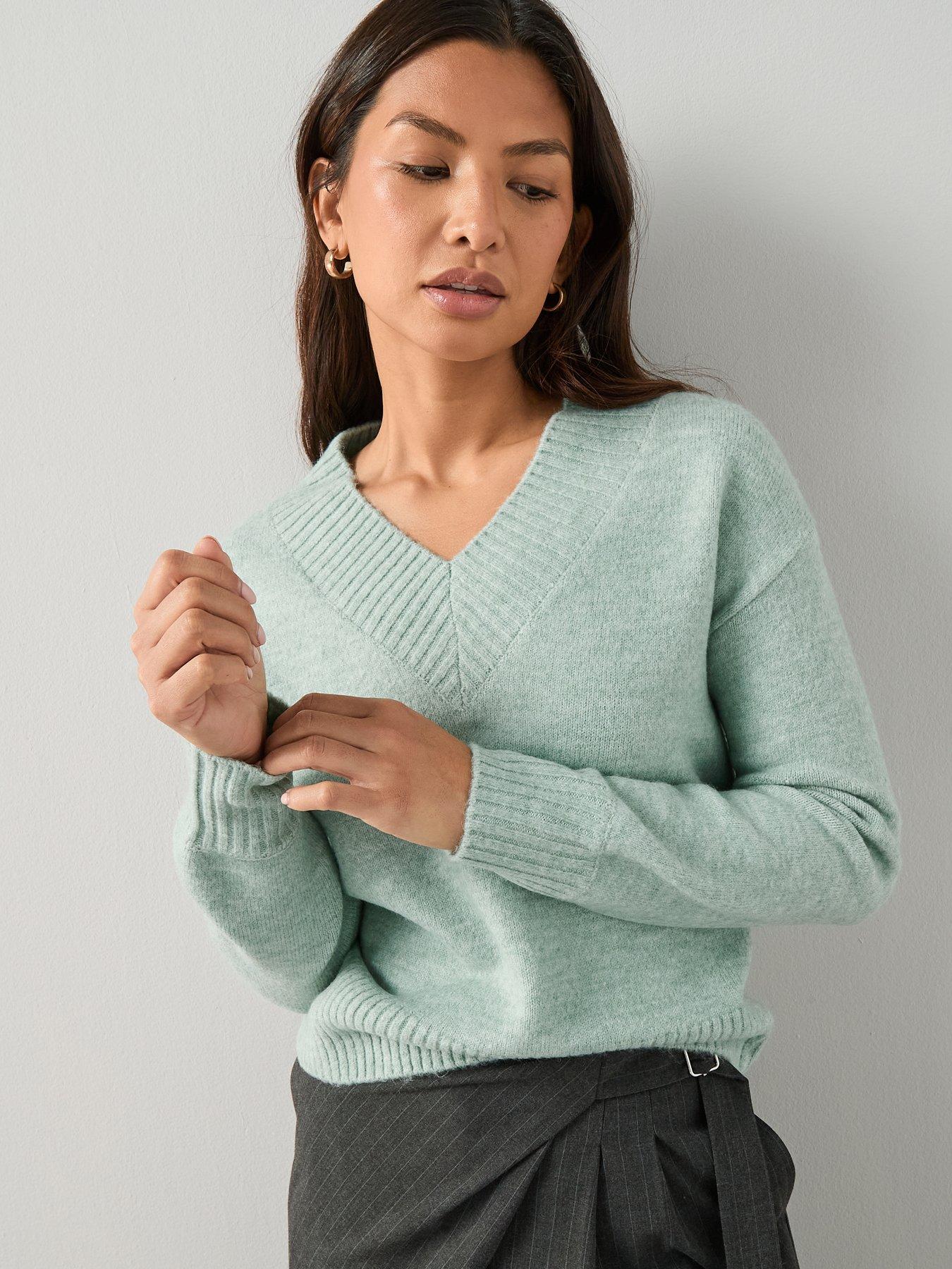 Image 5 of 7 of The Very Collection Deep Rib V Neck Knitted Jumper - Green