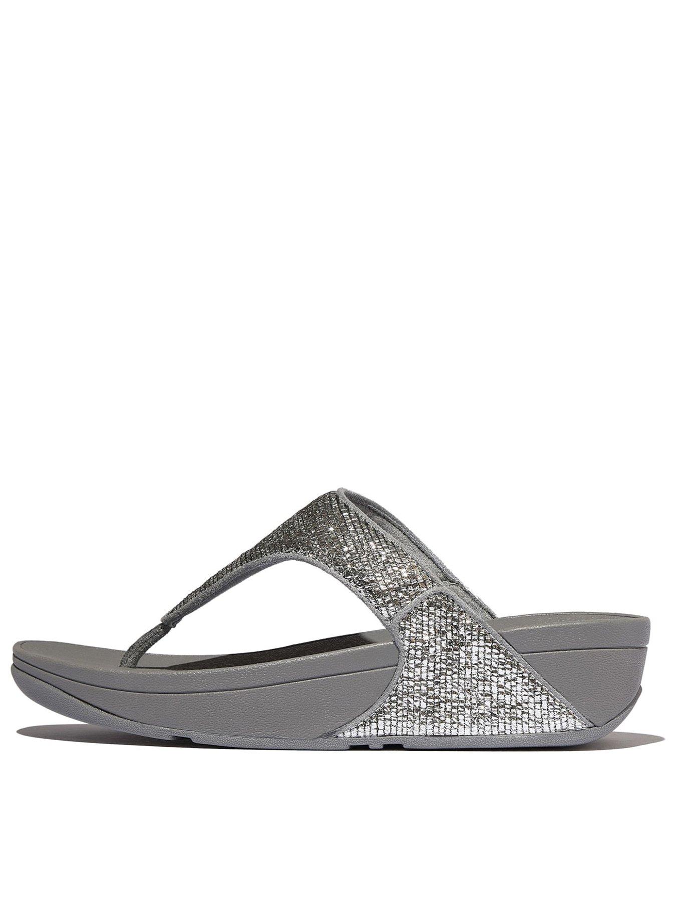 undefined Lulu Crinkled Shimmer Toe Post Sandal - Silvereen