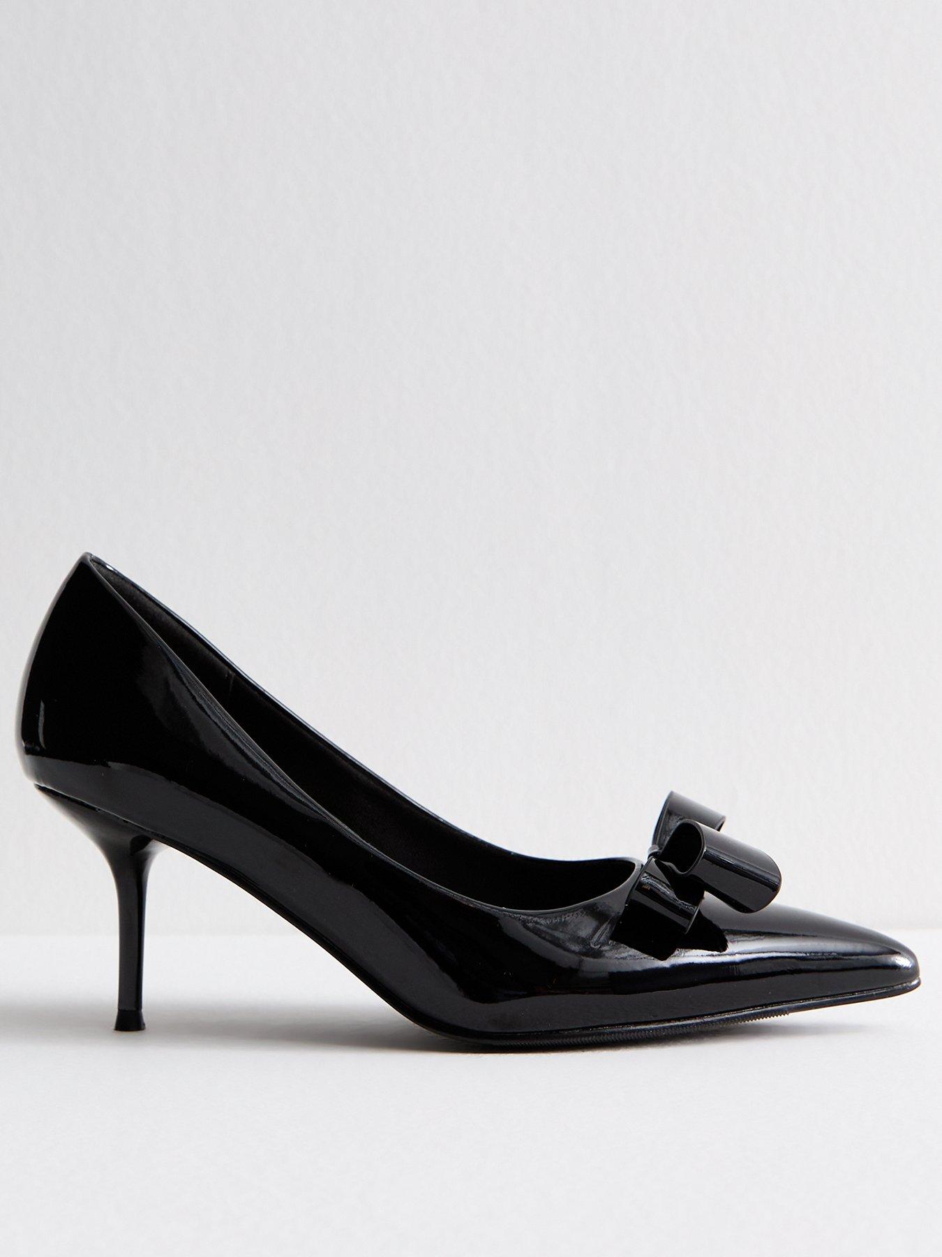 New Look Black Faux Patent Leather Bow Front Kitten Heel Court Shoes