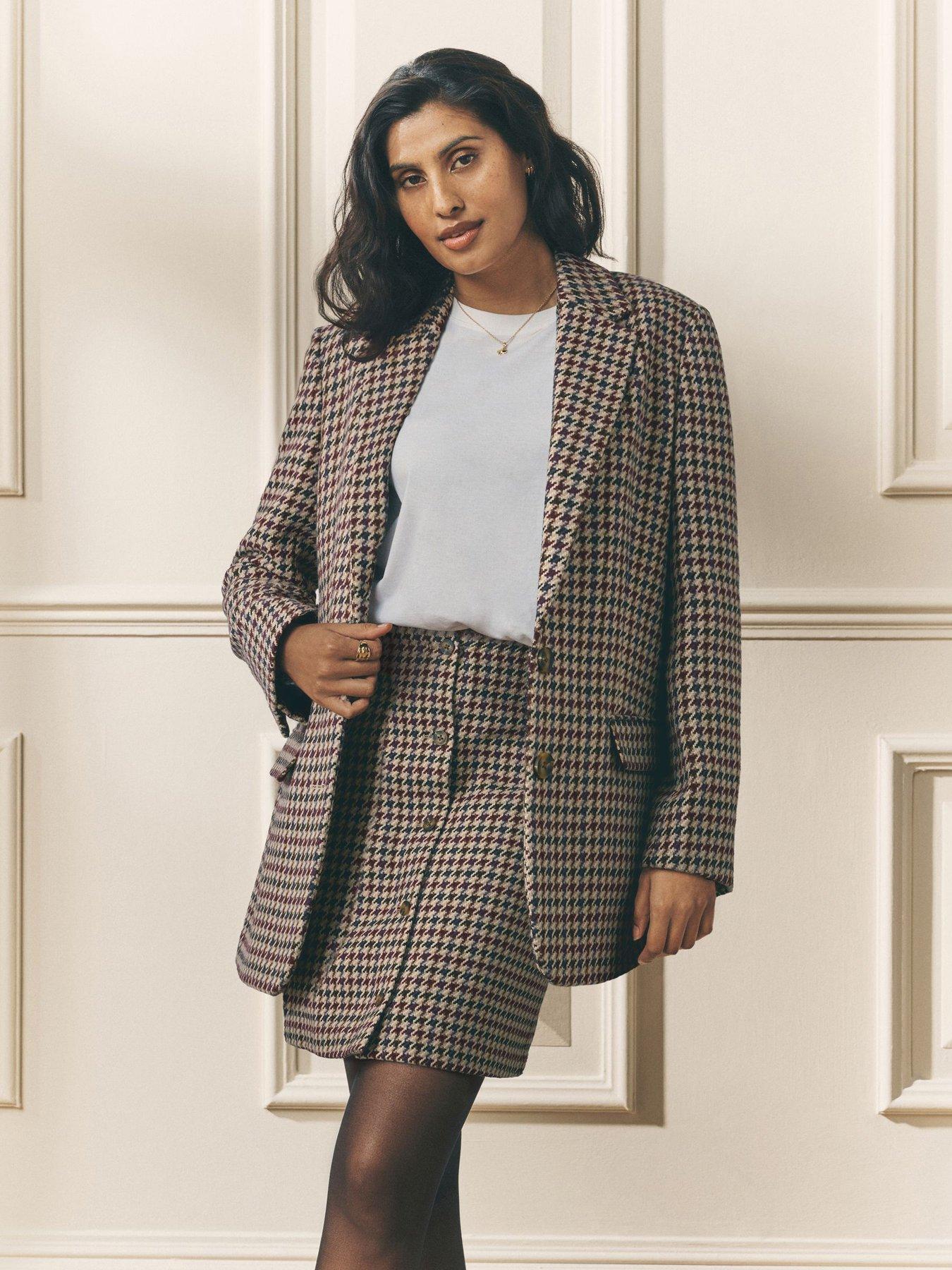 Image 6 of 6 of Laura Ashley Heritage Check Blazer - Black
