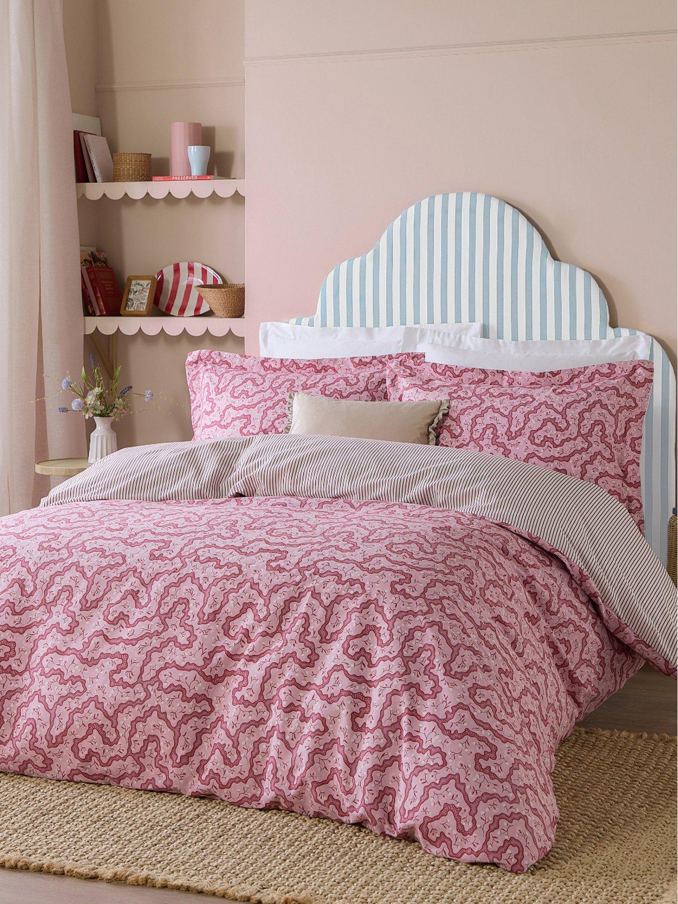 Wylder Brianna Duvet Set Cherry