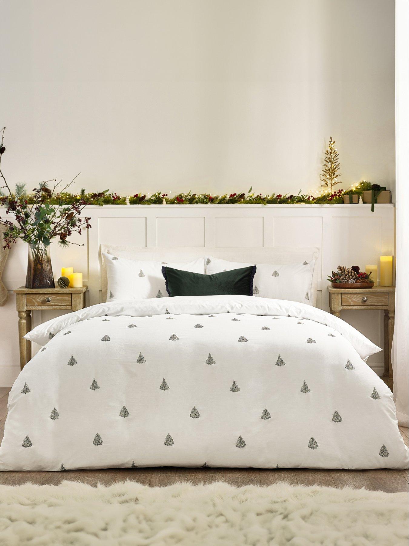 Wylder Winterforest Christmas Duvet Set White/Forest Green