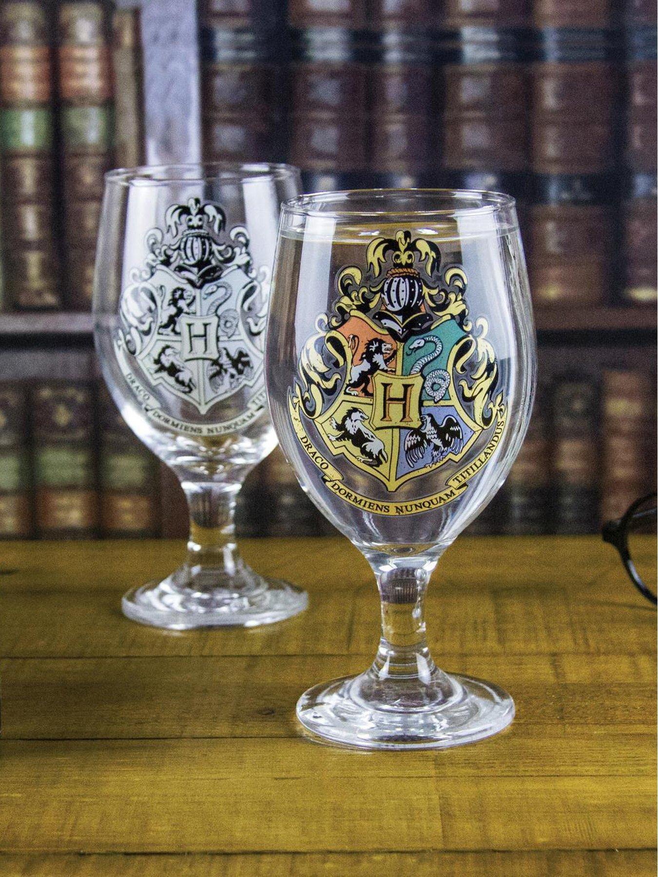undefined Hogwarts Colour Change Water Glass