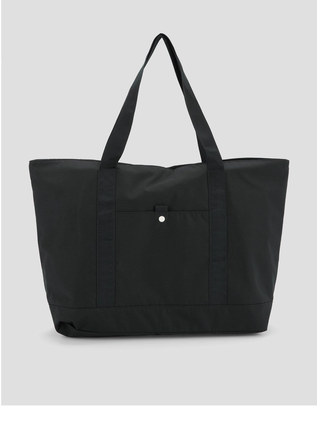 The Very Collection Front Pocket Travel Bag - Black