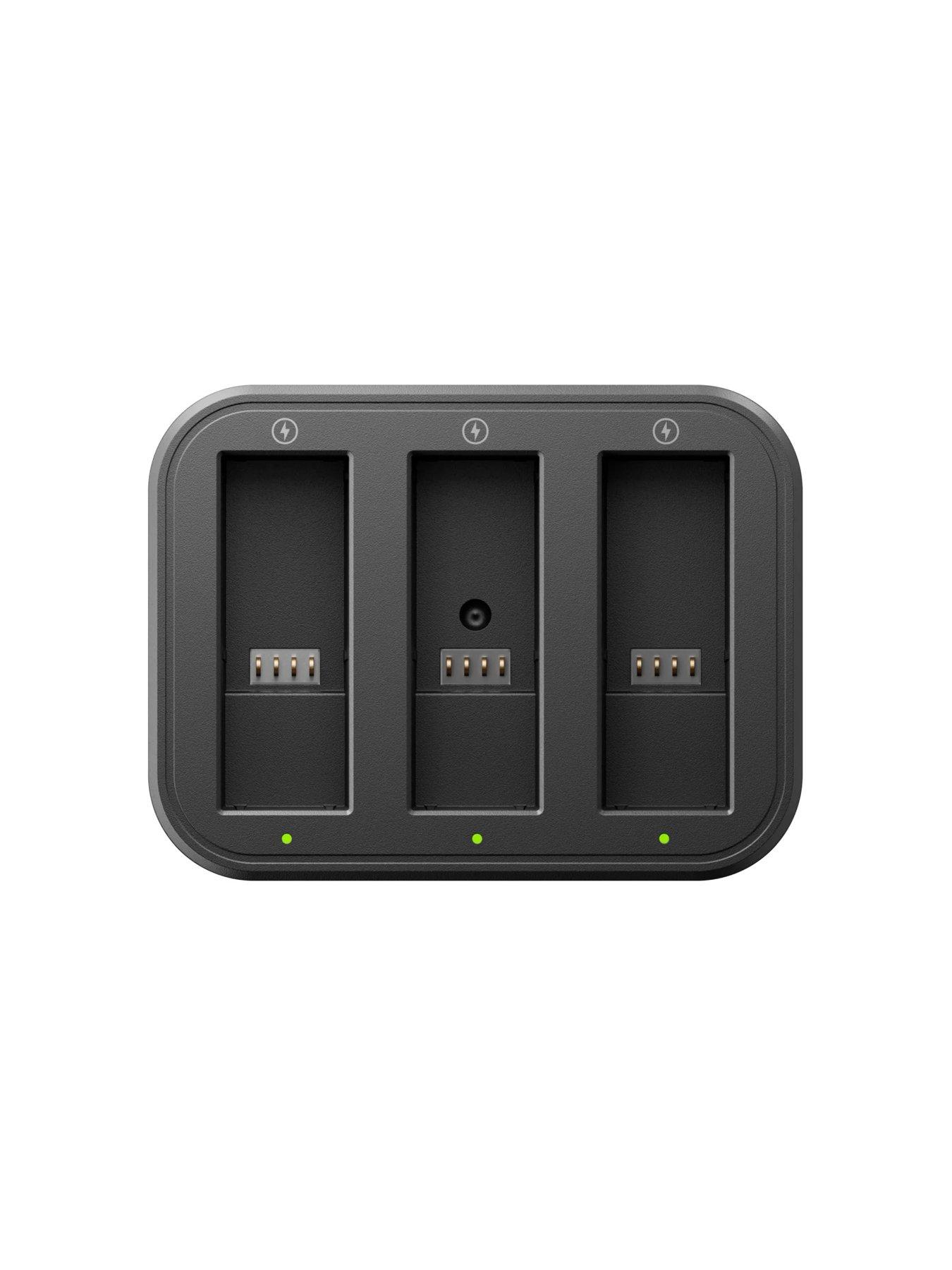 Image 4 of 4 of Insta360 Ace Pro 2 Fast Charging Hub