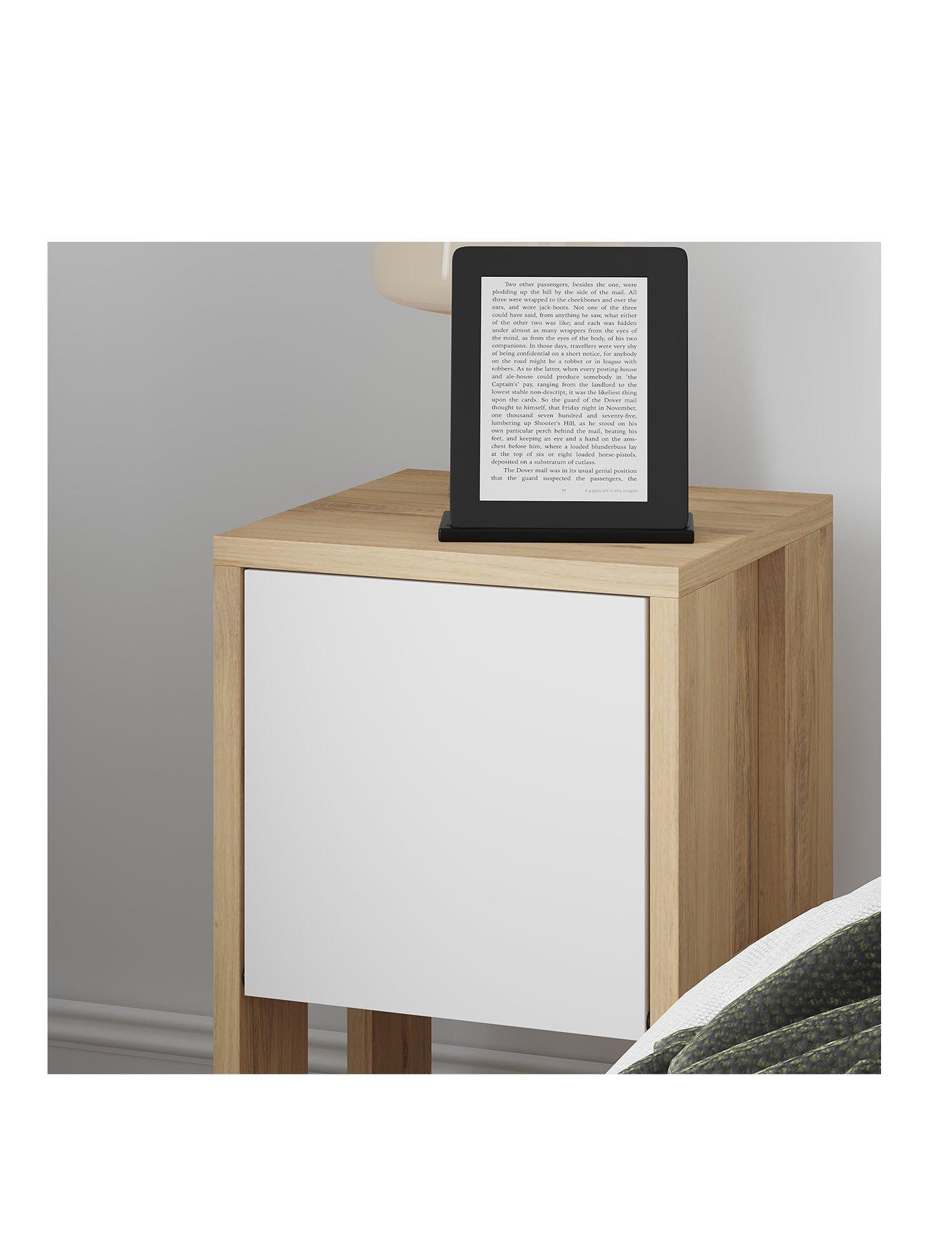 Image 3 of 7 of Decortie Ema Bedside Table