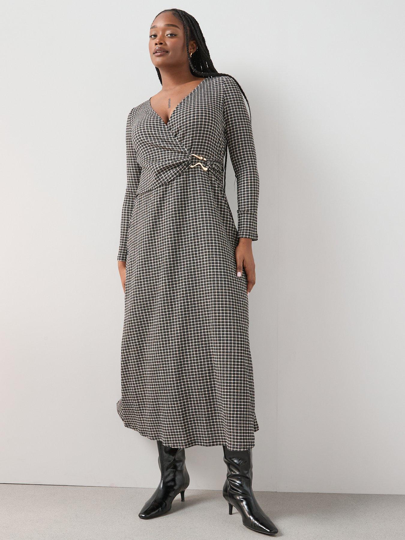 Image 6 of 6 of The Very Collection Curve Stretch Gingham Wrap Dress
