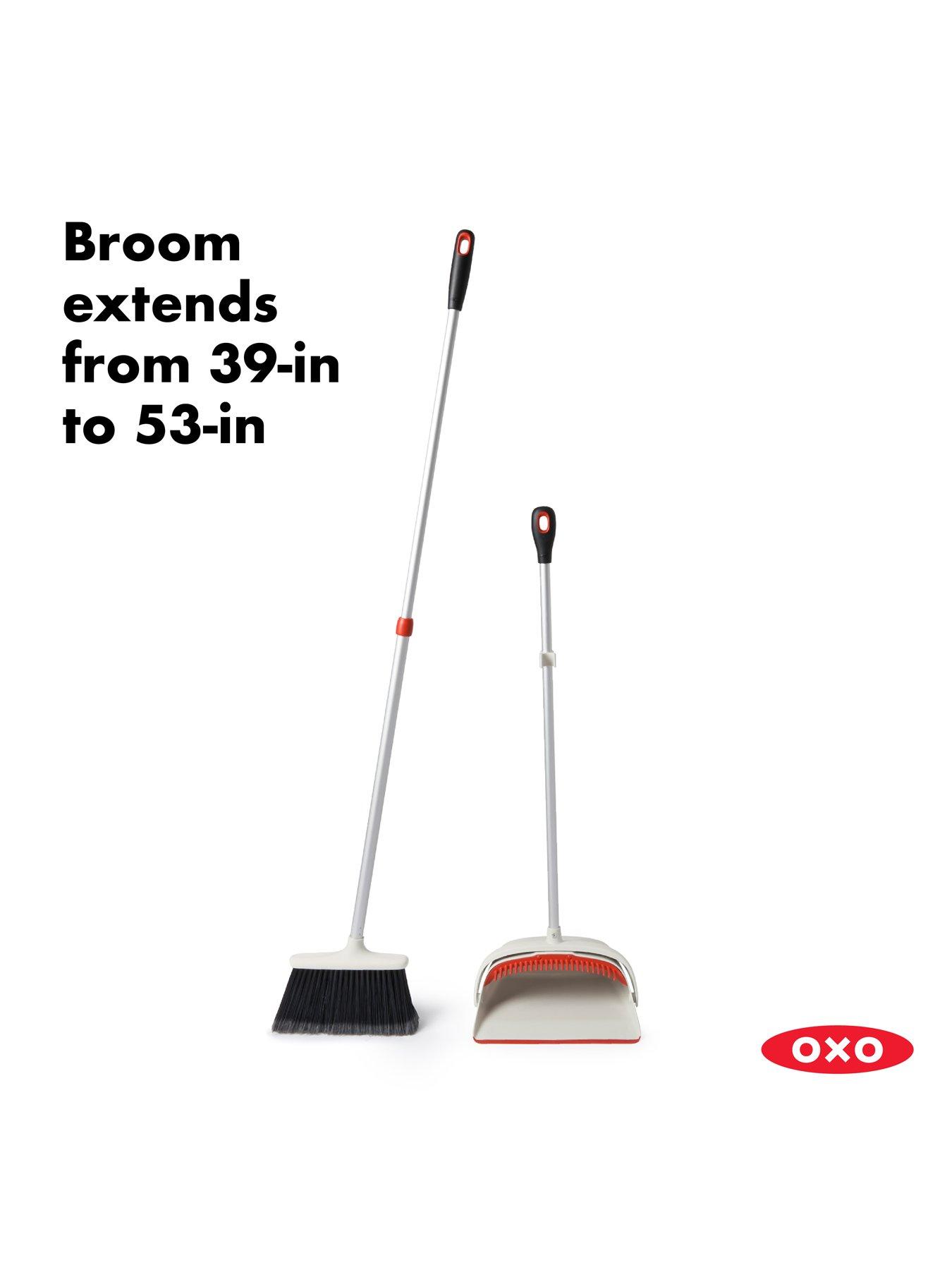Image 5 of 6 of OXO Large Sweep Set With Extendable Broom