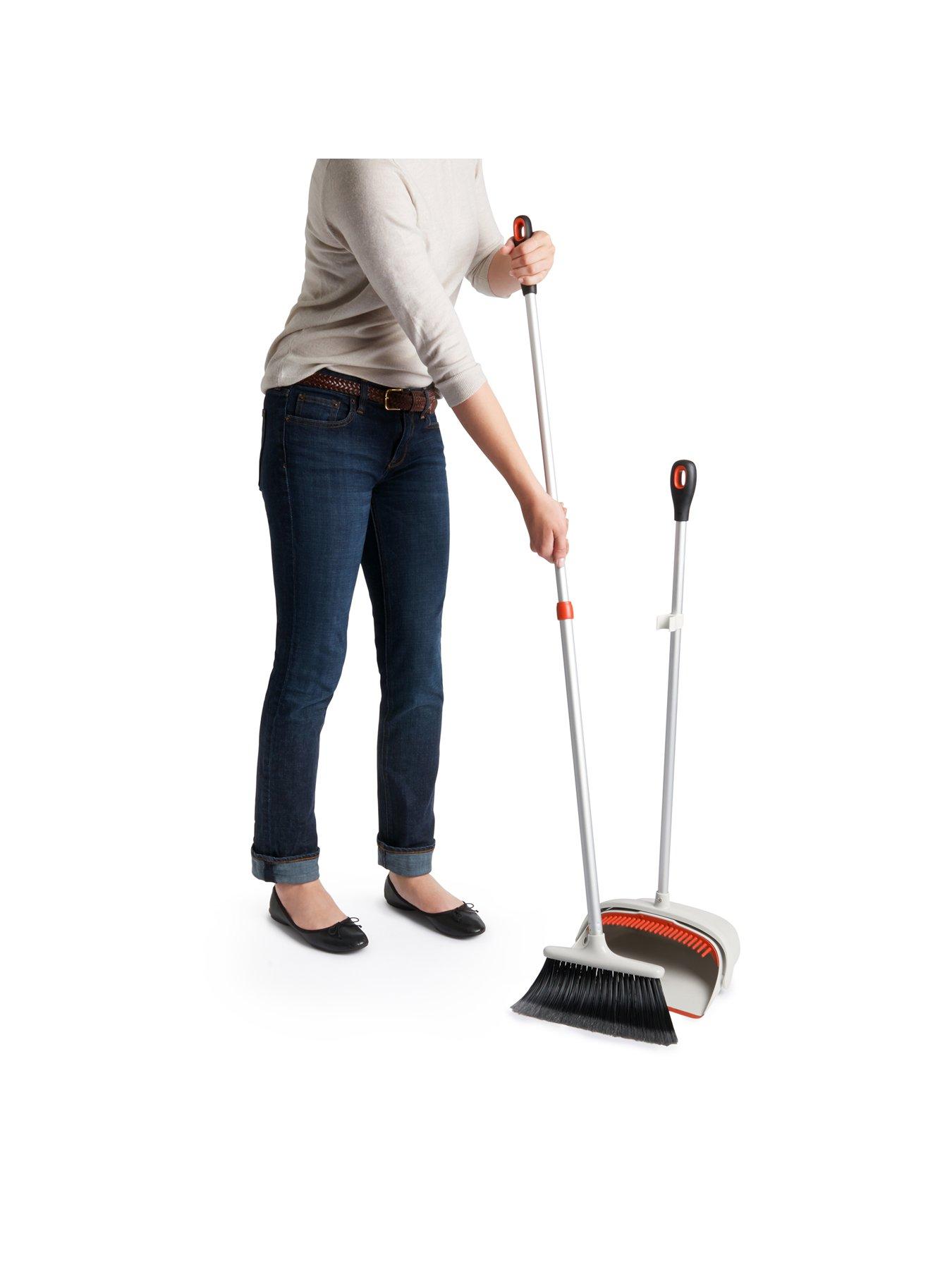 Image 6 of 6 of OXO Large Sweep Set With Extendable Broom