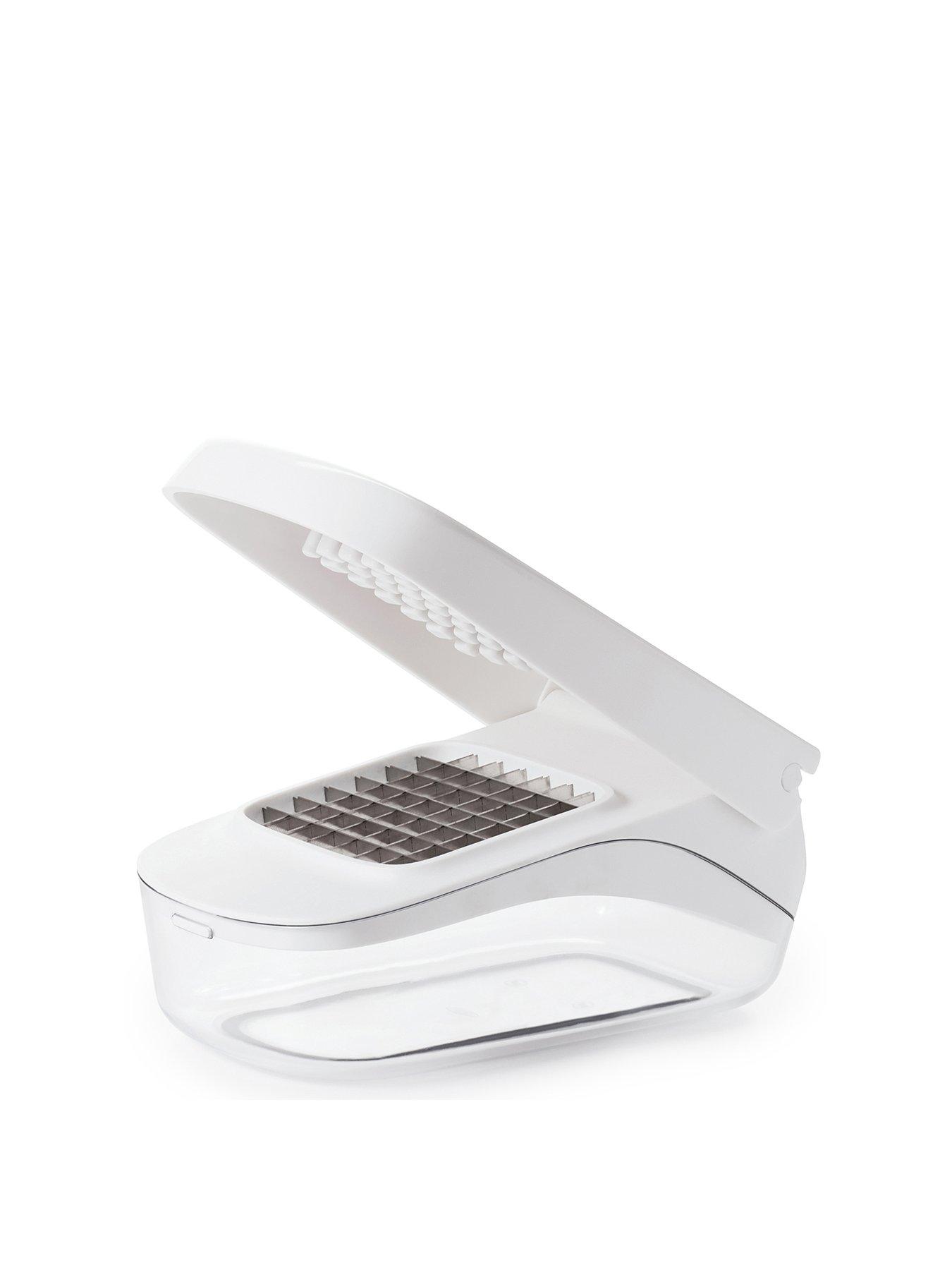 OXO Vegetable Chopper With Easy-pour Opening